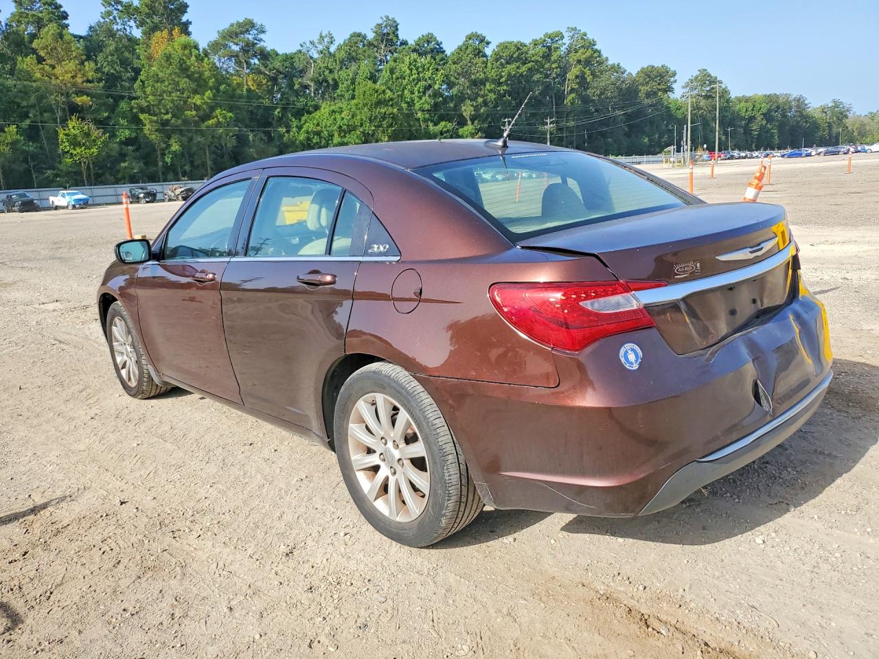 2013 Chrysler 200 Touring Brown vin: 1C3CCBBB1DN598451