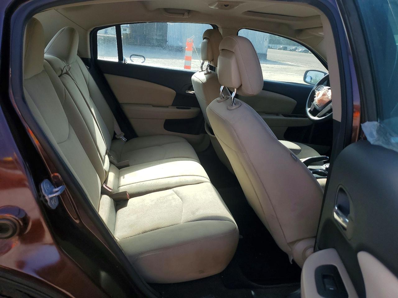2013 Chrysler 200 Touring Brown vin: 1C3CCBBB1DN598451
