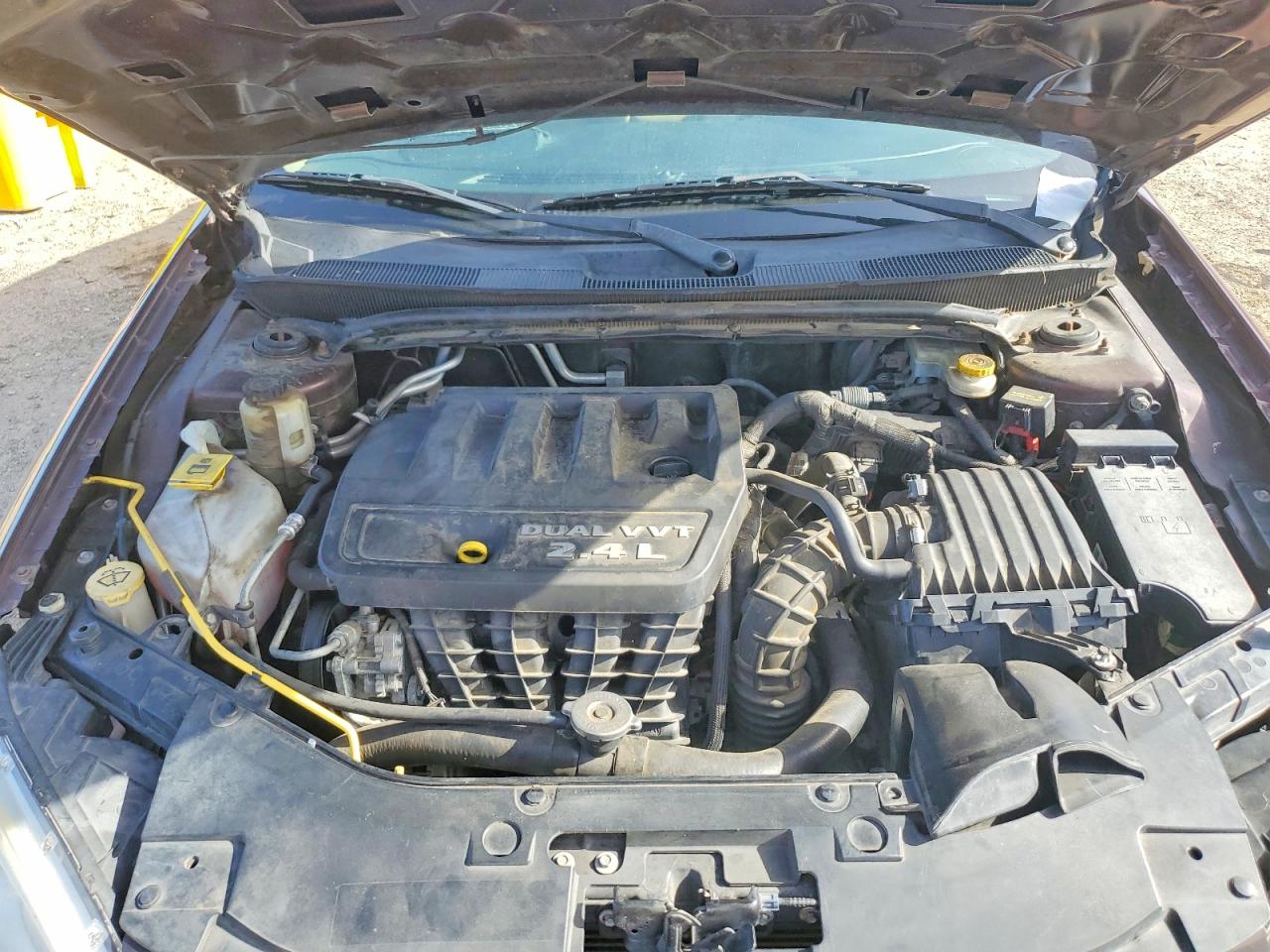 2013 Chrysler 200 Touring Brown vin: 1C3CCBBB1DN598451
