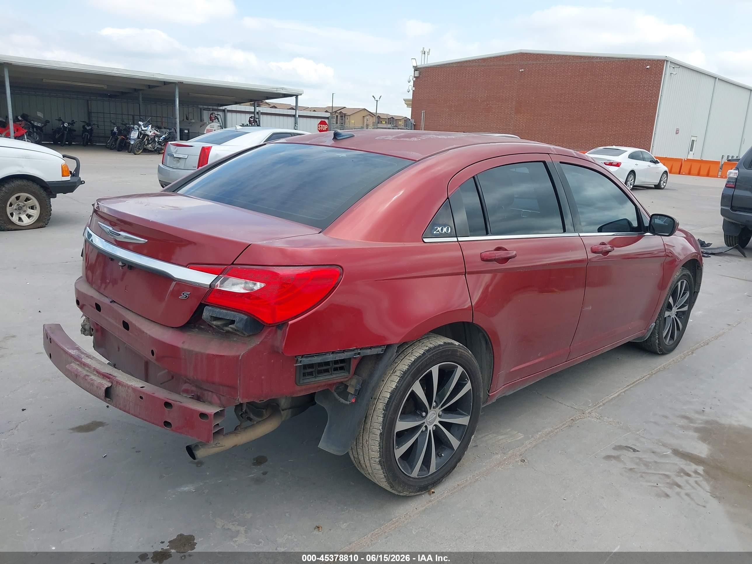2013 Chrysler 200 Touring Burgundy vin: 1C3CCBBB1DN727353