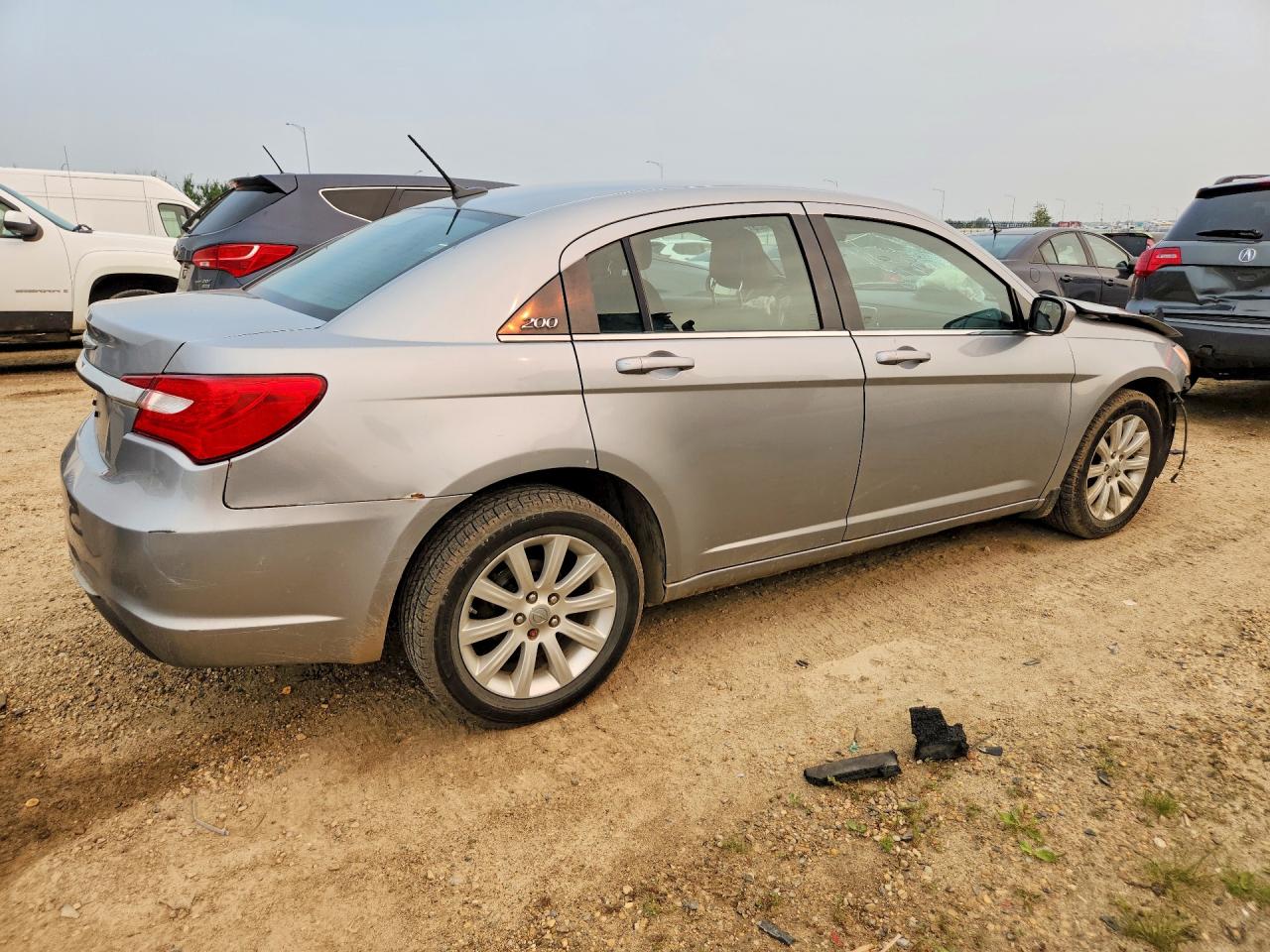 2013 Chrysler 200 Touring Silver vin: 1C3CCBBB2DN509566