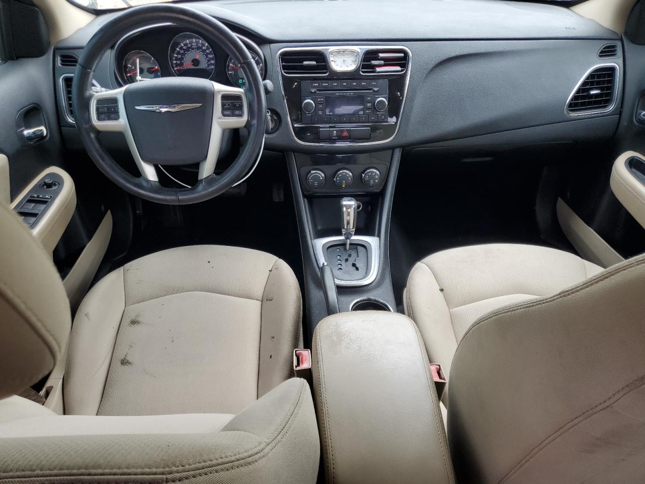 2013 Chrysler 200 Touring White vin: 1C3CCBBB2DN615211