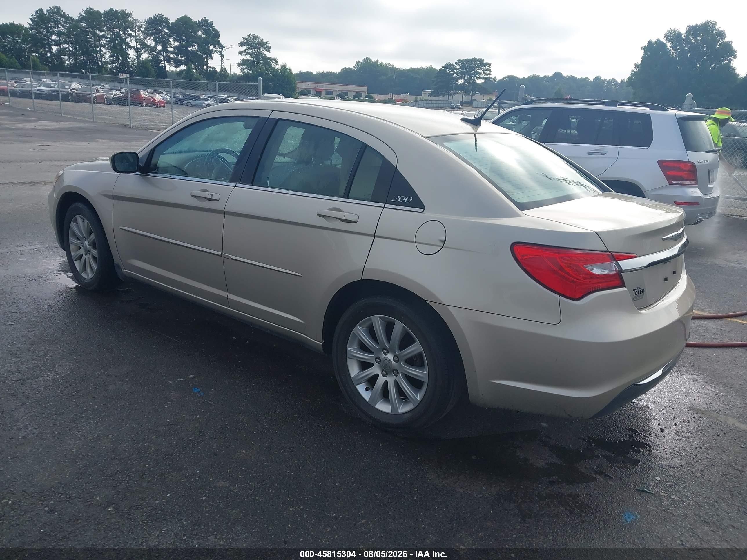 2013 Chrysler 200 Touring Gold vin: 1C3CCBBB2DN678907