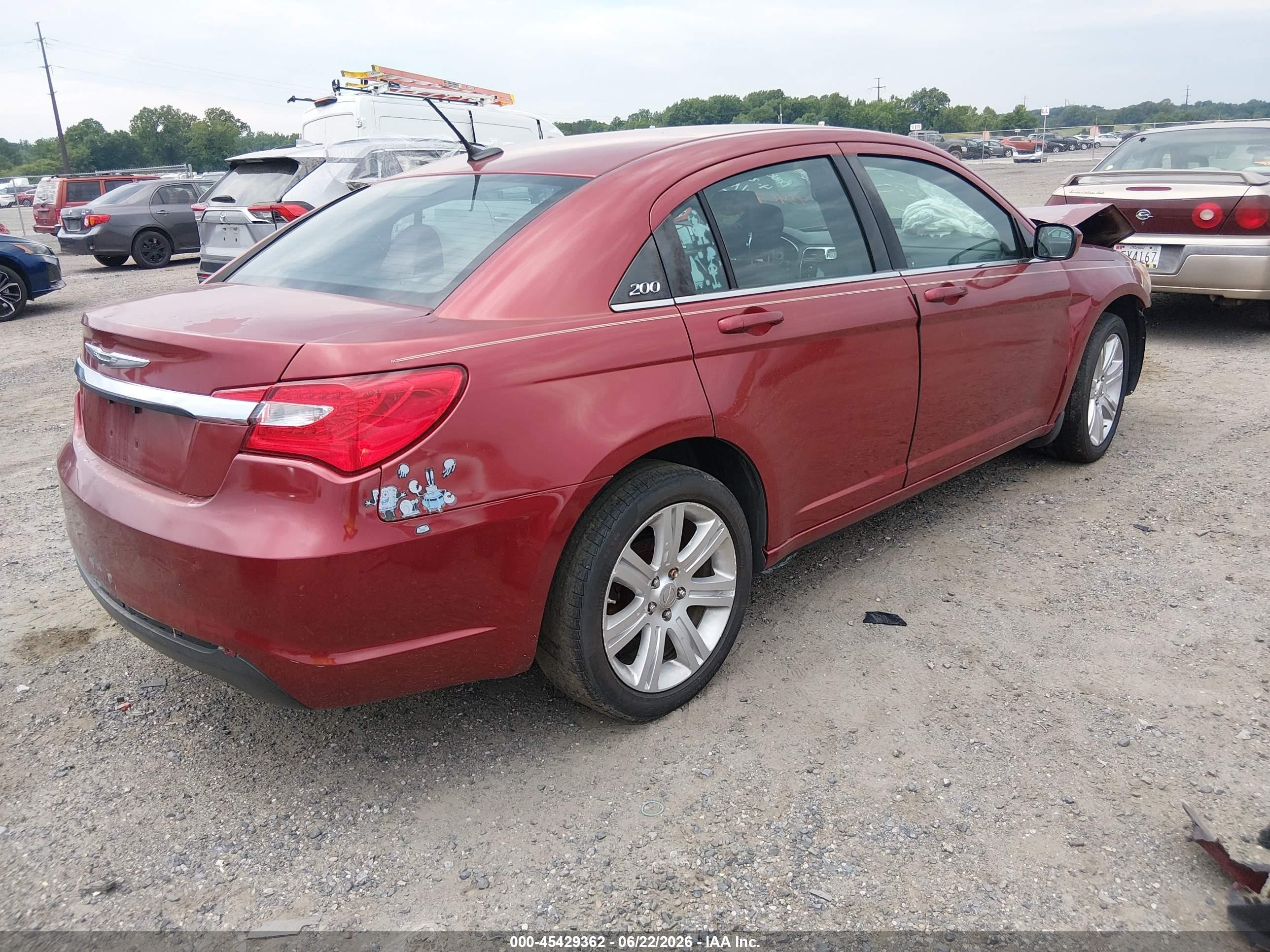 2013 Chrysler 200 Touring Maroon vin: 1C3CCBBB2DN734652