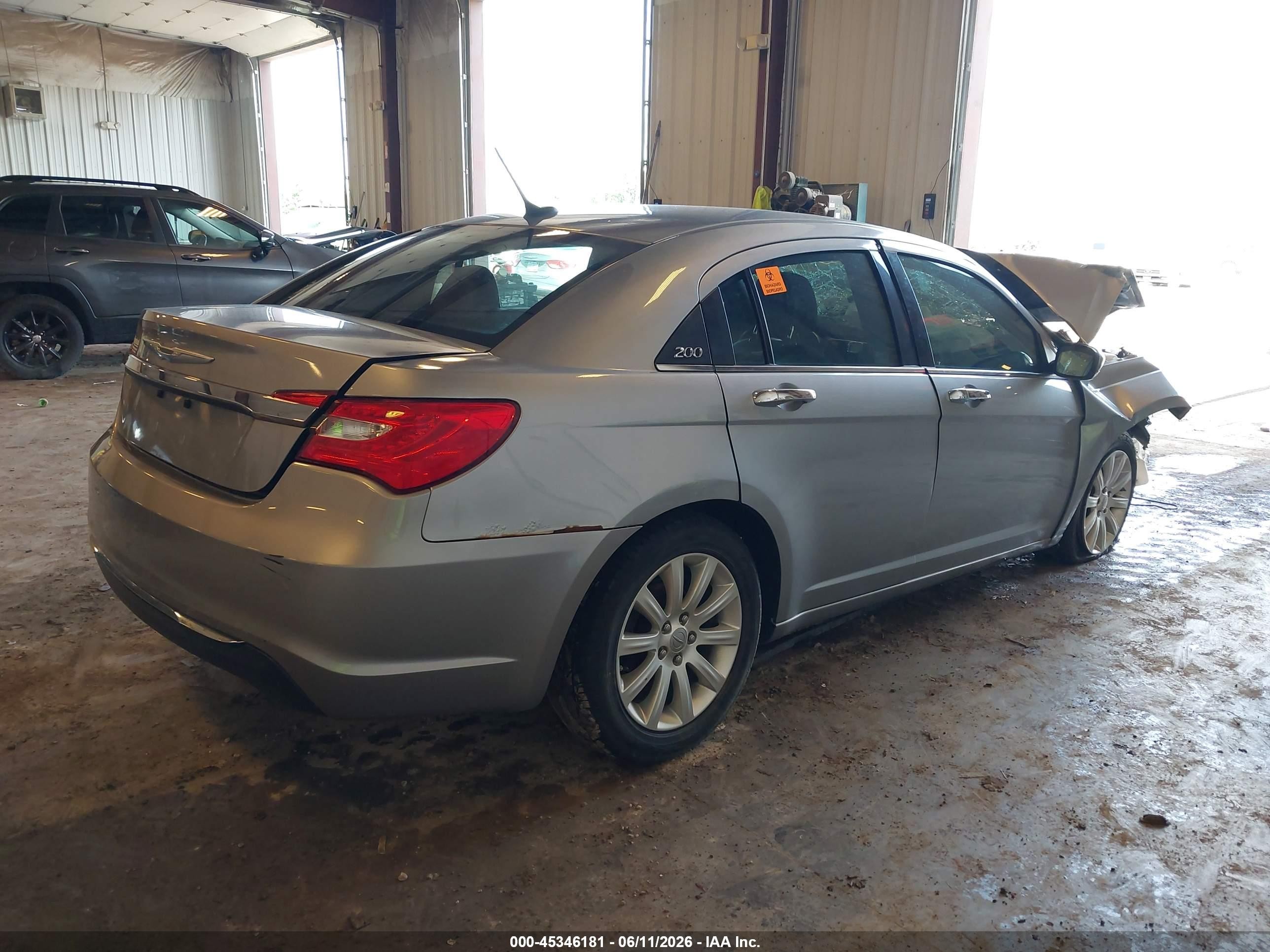 2014 Chrysler 200 Touring Silver vin: 1C3CCBBB2EN150382