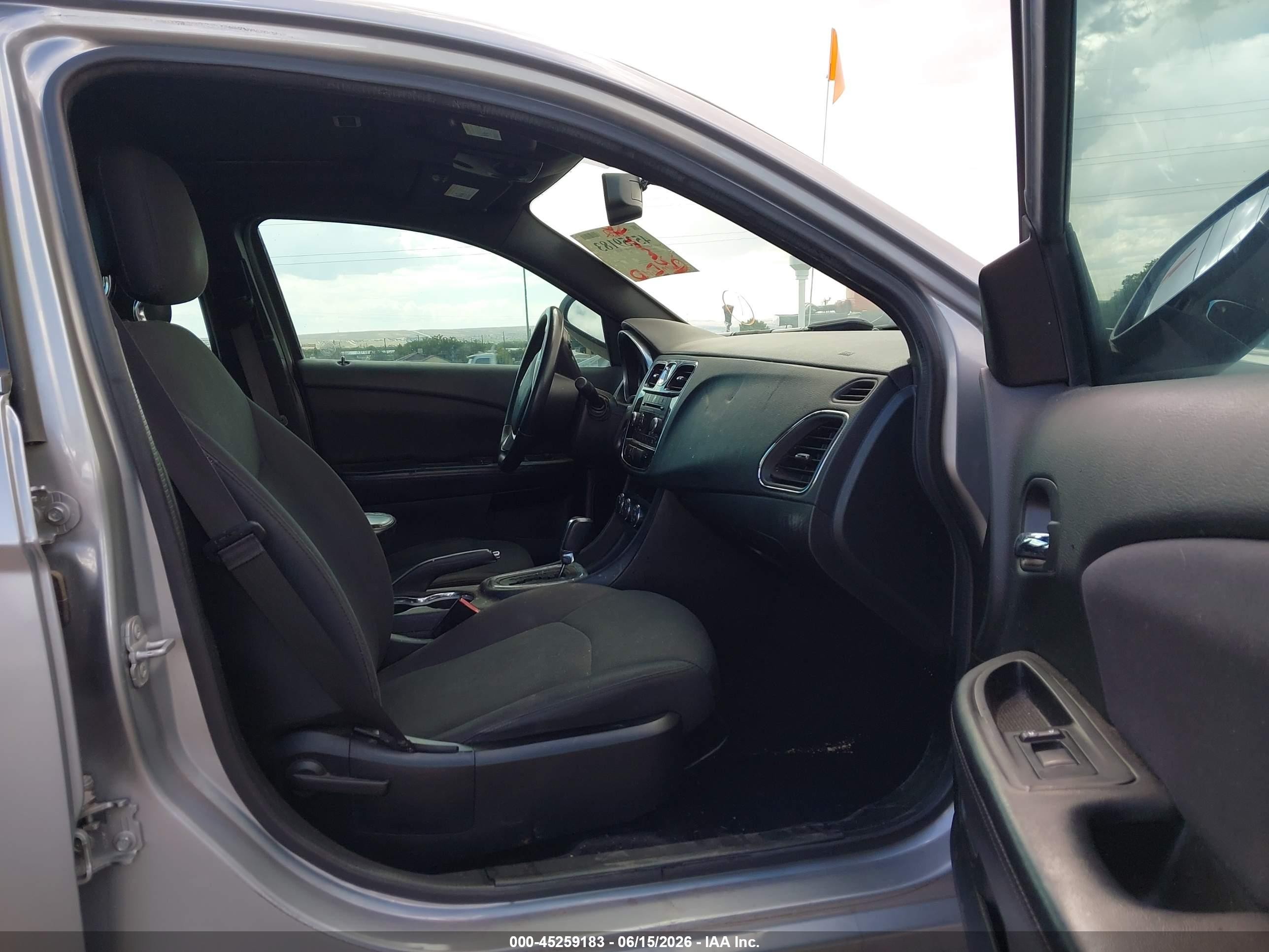 2014 Chrysler 200 Touring Silver vin: 1C3CCBBB2EN159017