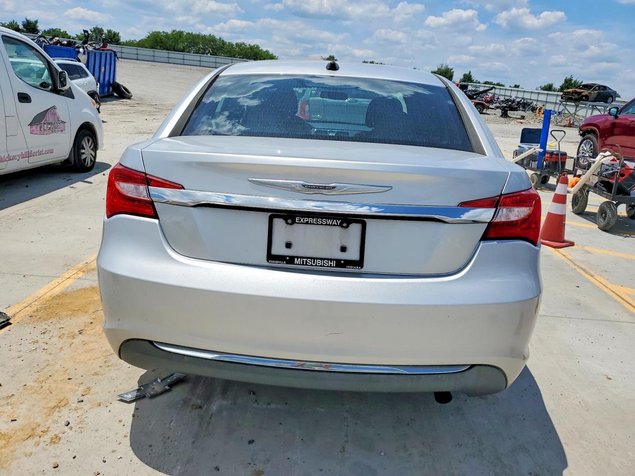 2012 Chrysler 200 Touring Silver vin: 1C3CCBBB3CN181461