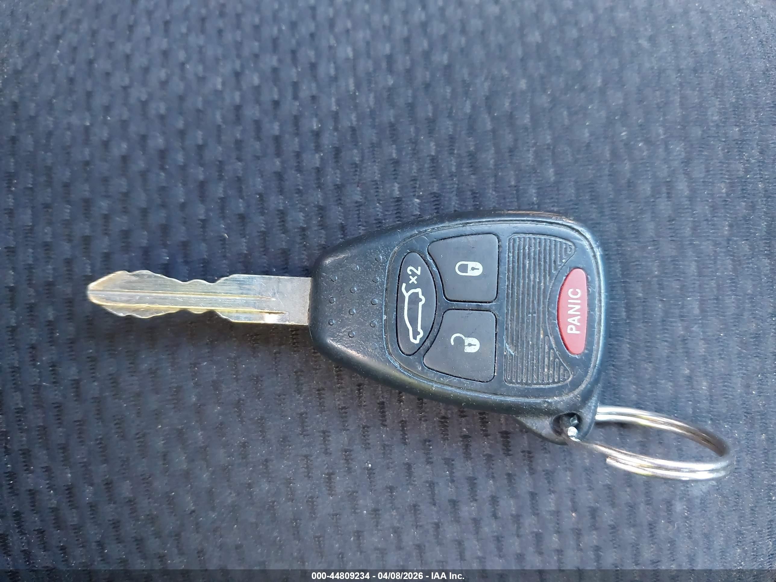 2013 Chrysler 200 Touring White vin: 1C3CCBBB3DN501993