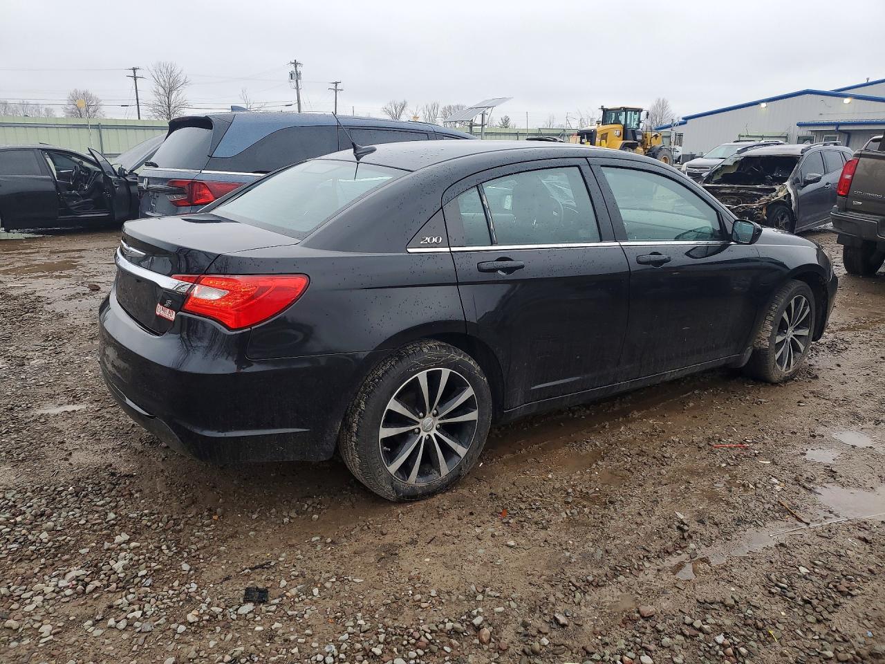 2013 Chrysler 200 Touring Black vin: 1C3CCBBB3DN547453