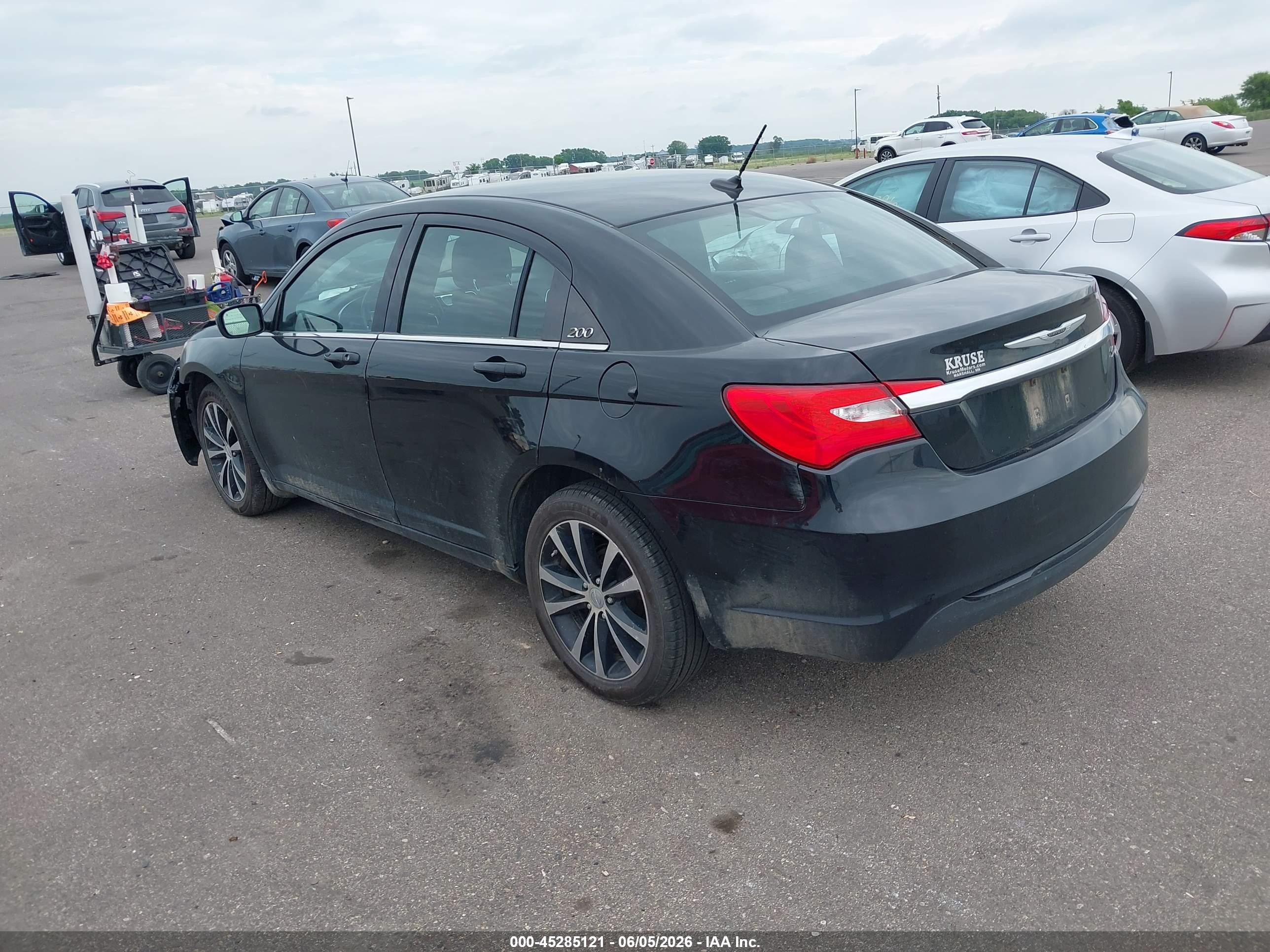 2013 Chrysler 200 Touring Black vin: 1C3CCBBB3DN594823