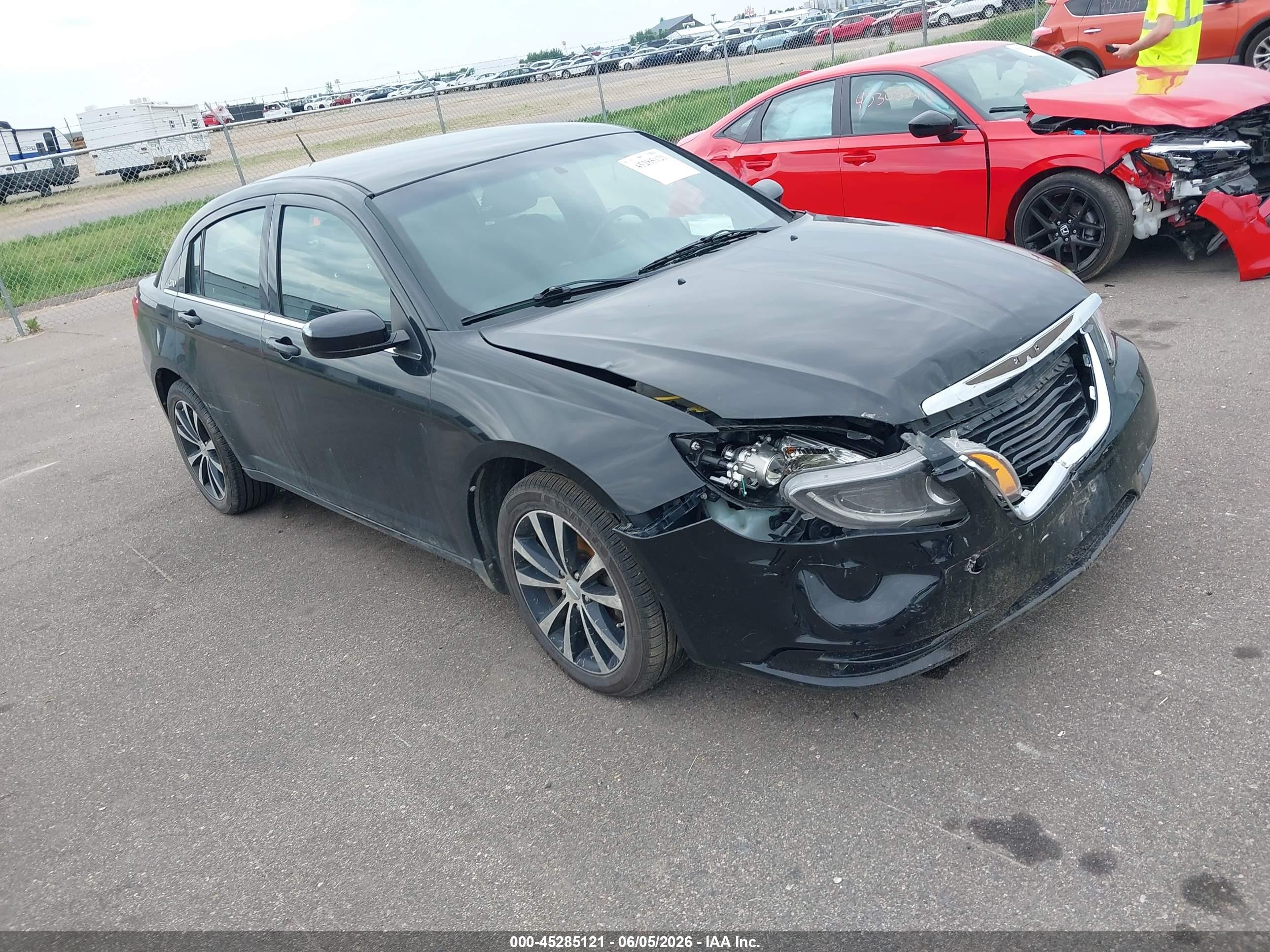 2013 Chrysler 200 Touring Black vin: 1C3CCBBB3DN594823
