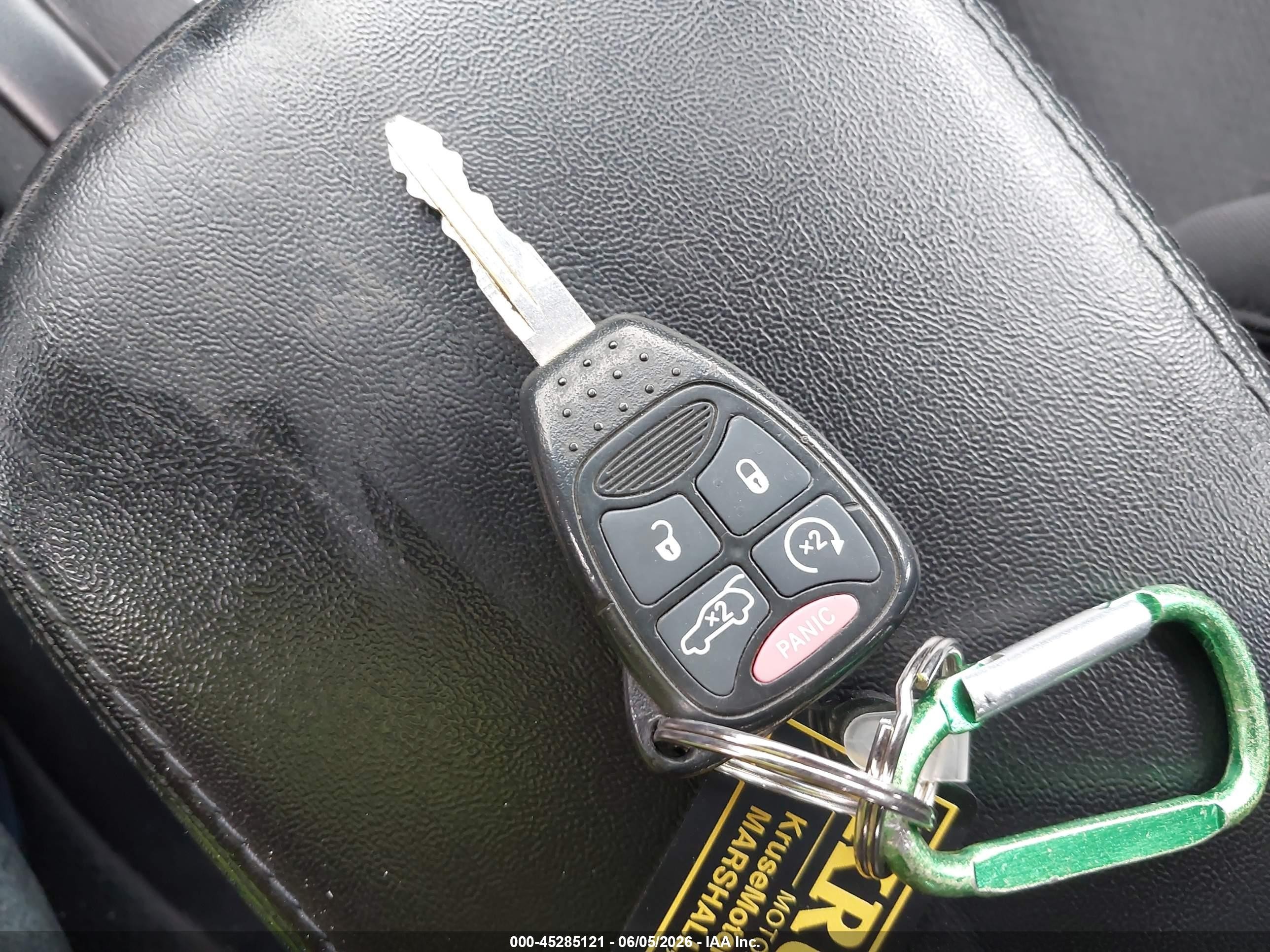 2013 Chrysler 200 Touring Black vin: 1C3CCBBB3DN594823