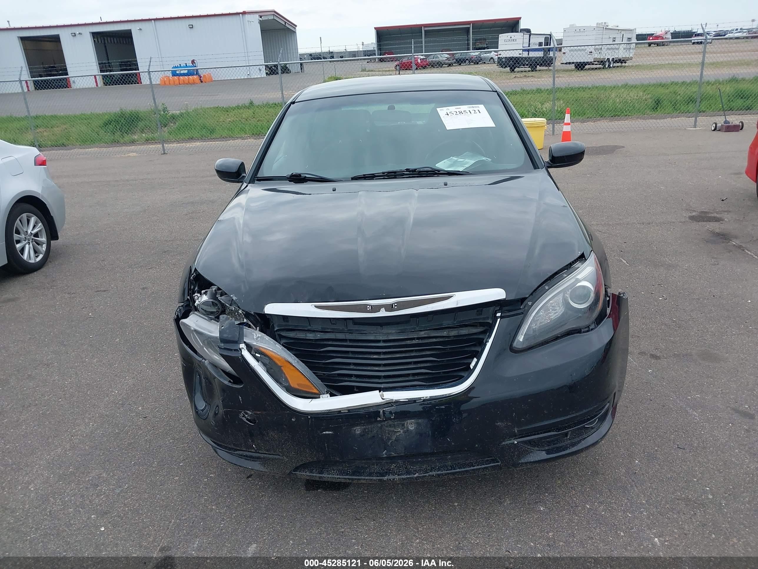 2013 Chrysler 200 Touring Black vin: 1C3CCBBB3DN594823