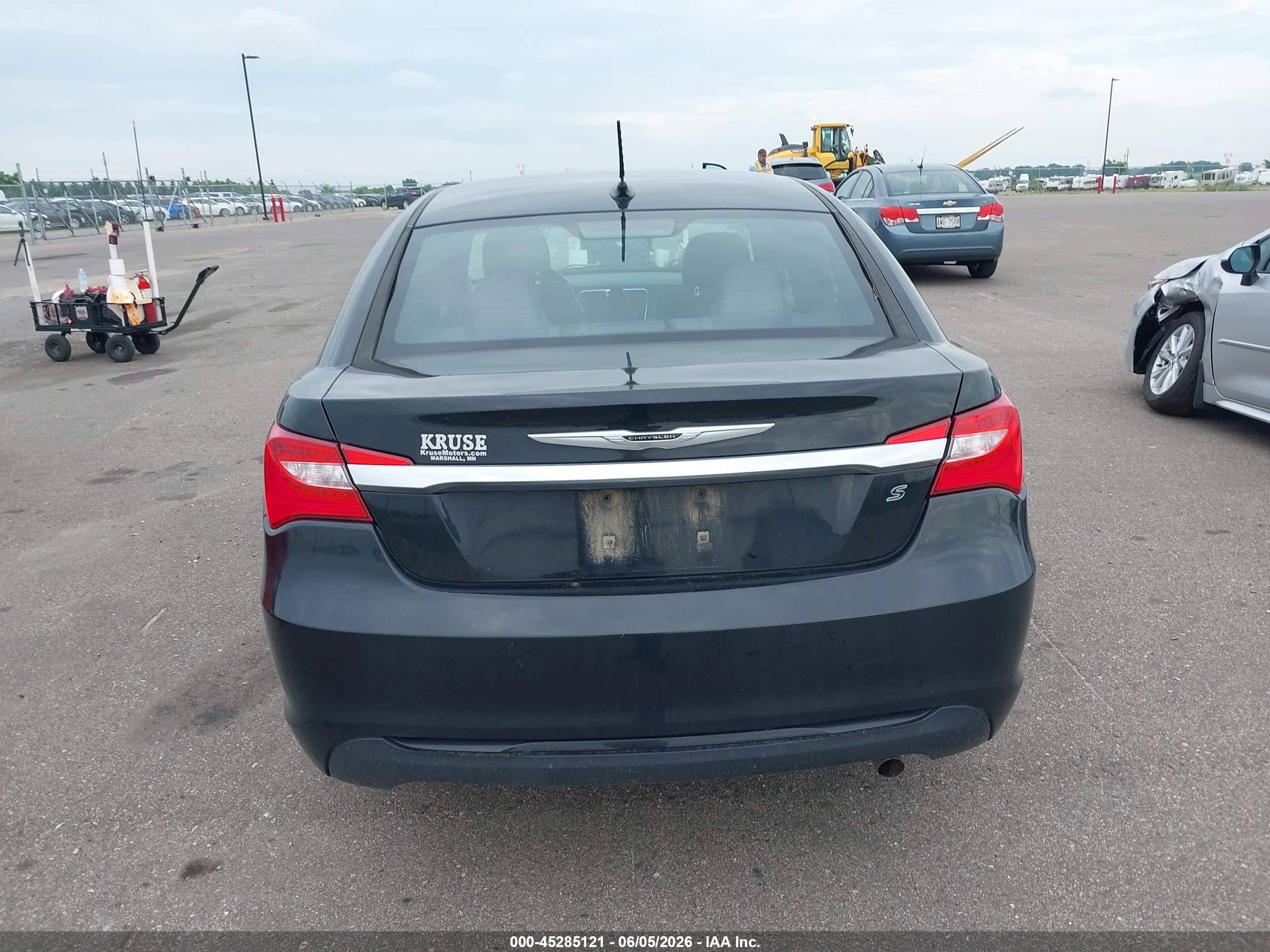 2013 Chrysler 200 Touring Black vin: 1C3CCBBB3DN594823