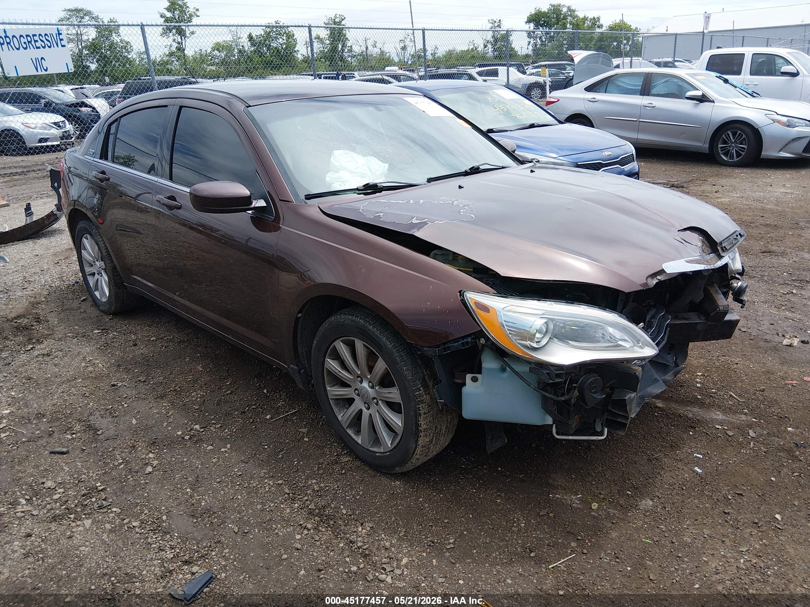 2013 Chrysler 200 Touring Brown vin: 1C3CCBBB3DN699846