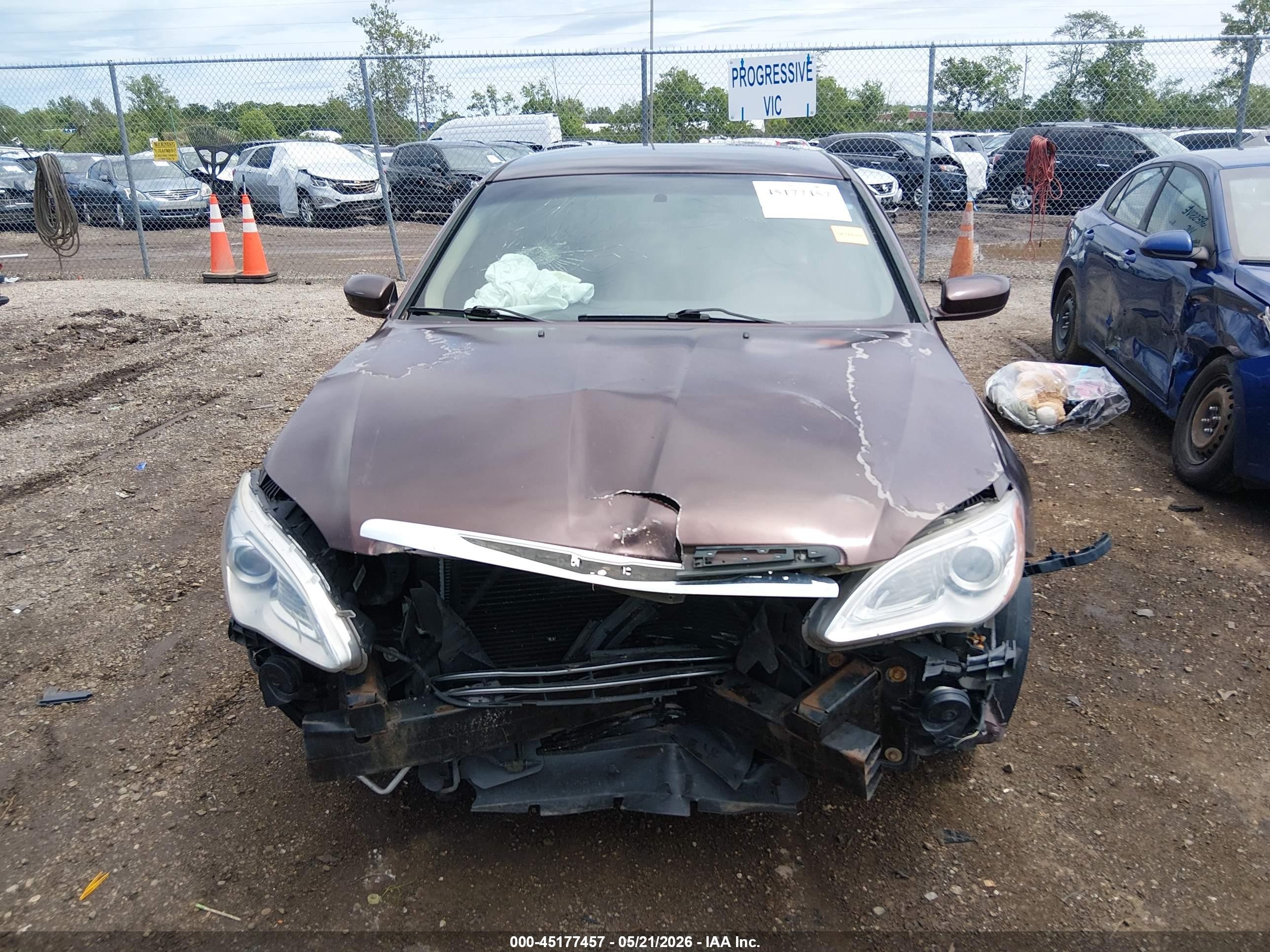 2013 Chrysler 200 Touring Brown vin: 1C3CCBBB3DN699846