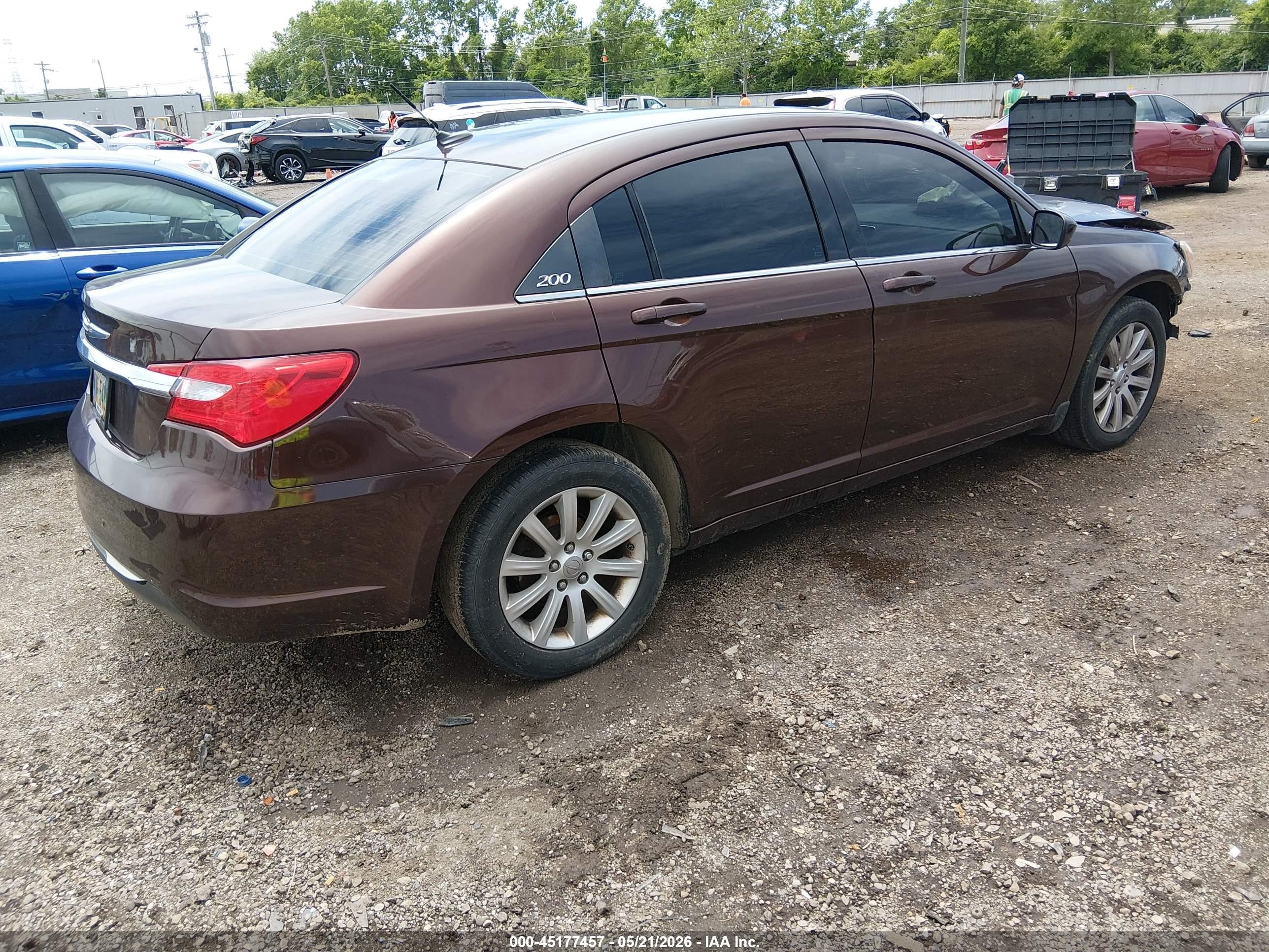 2013 Chrysler 200 Touring Brown vin: 1C3CCBBB3DN699846
