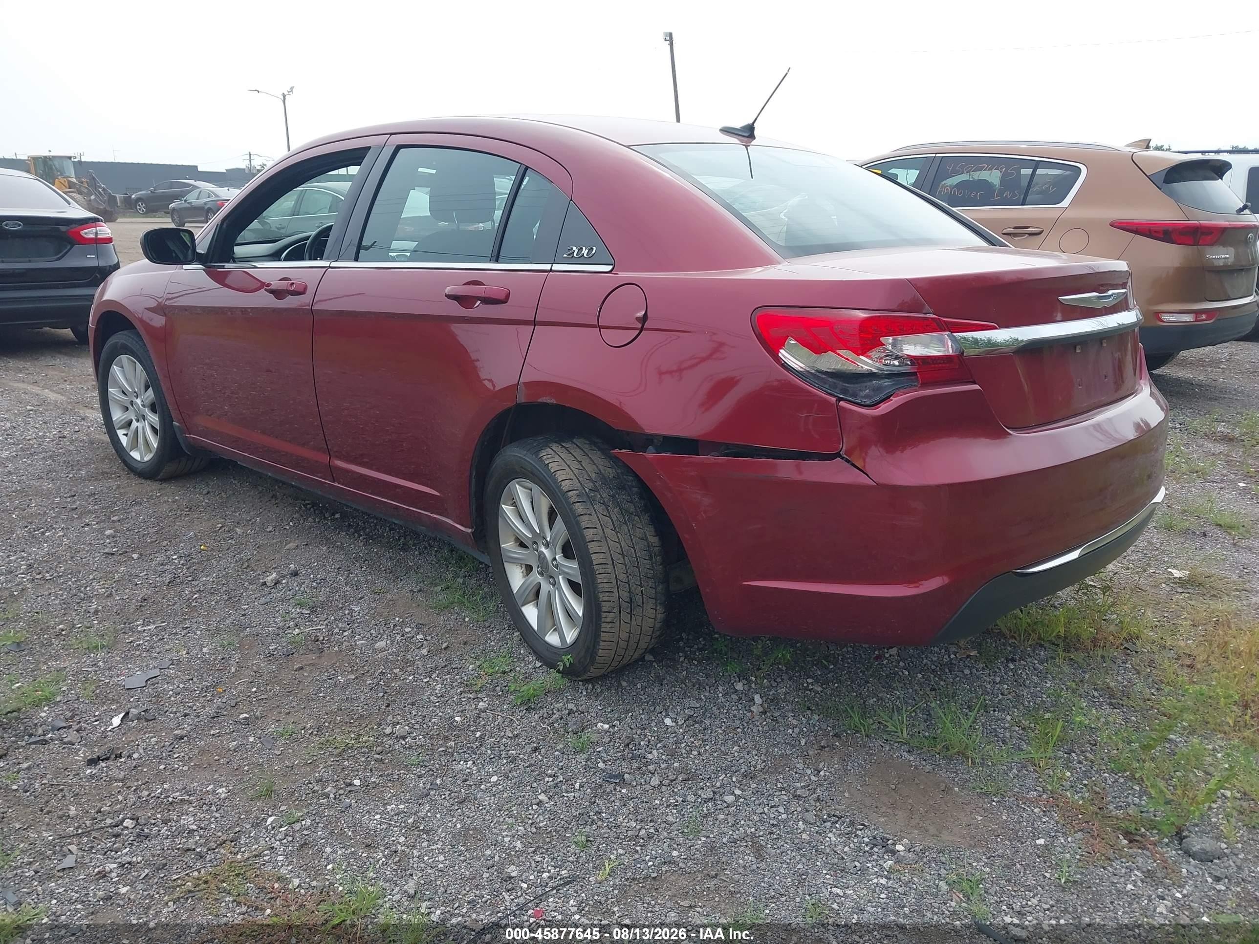 2012 Chrysler 200 Touring Red vin: 1C3CCBBB4CN114612