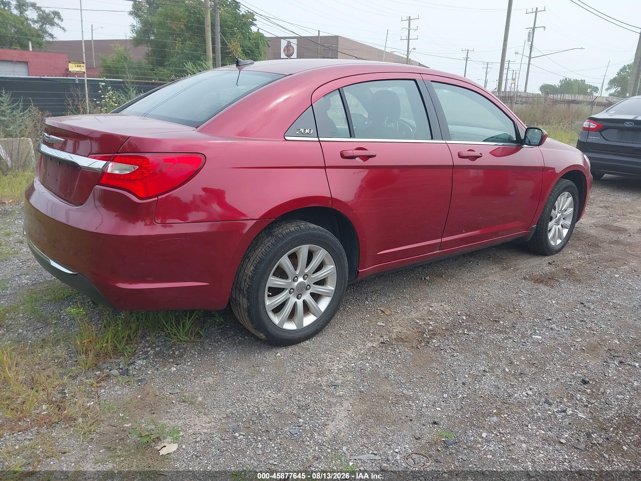 2012 Chrysler 200 Touring Red vin: 1C3CCBBB4CN114612