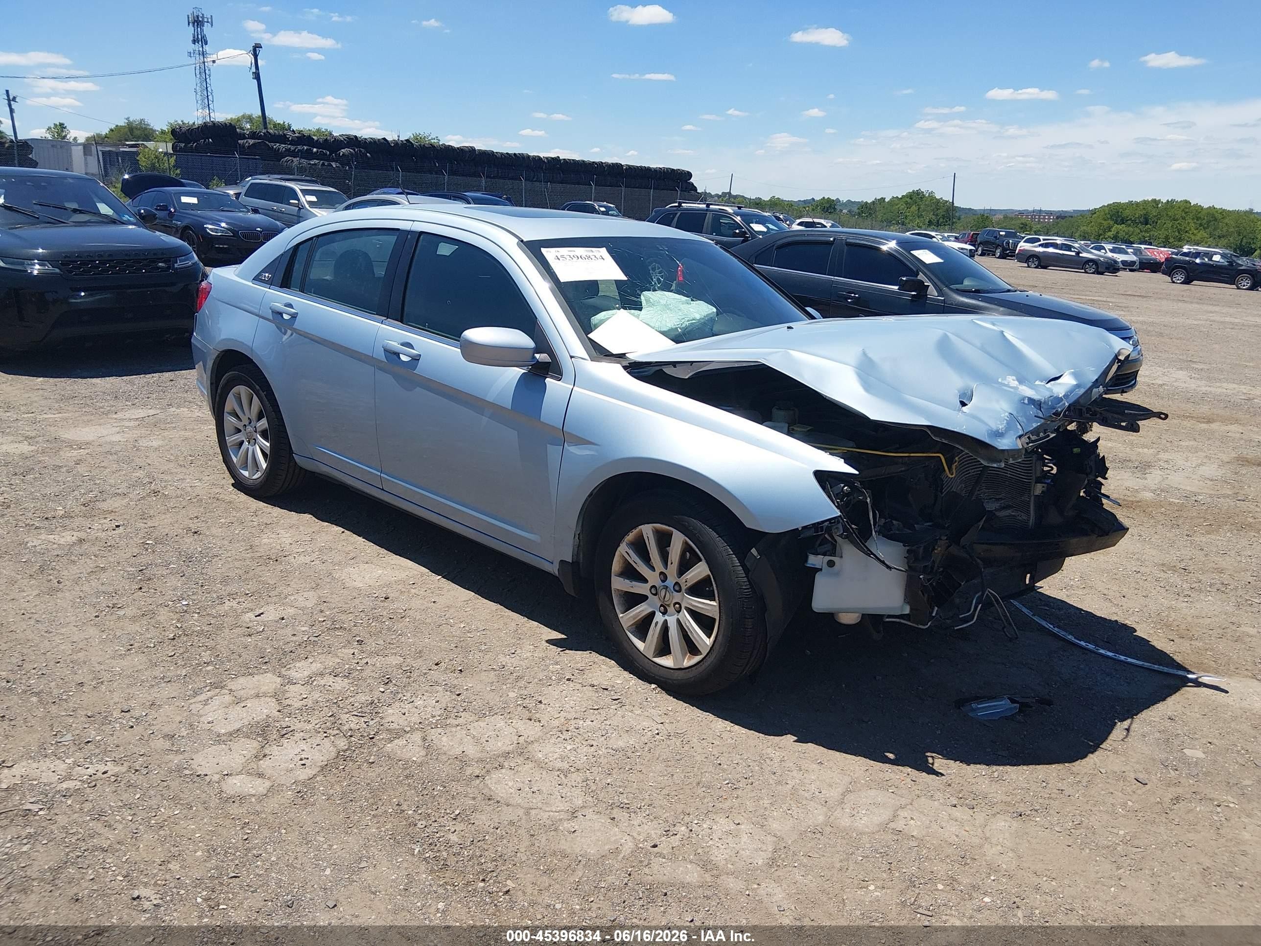 2013 Chrysler 200 Touring Light Blue vin: 1C3CCBBB4DN540205