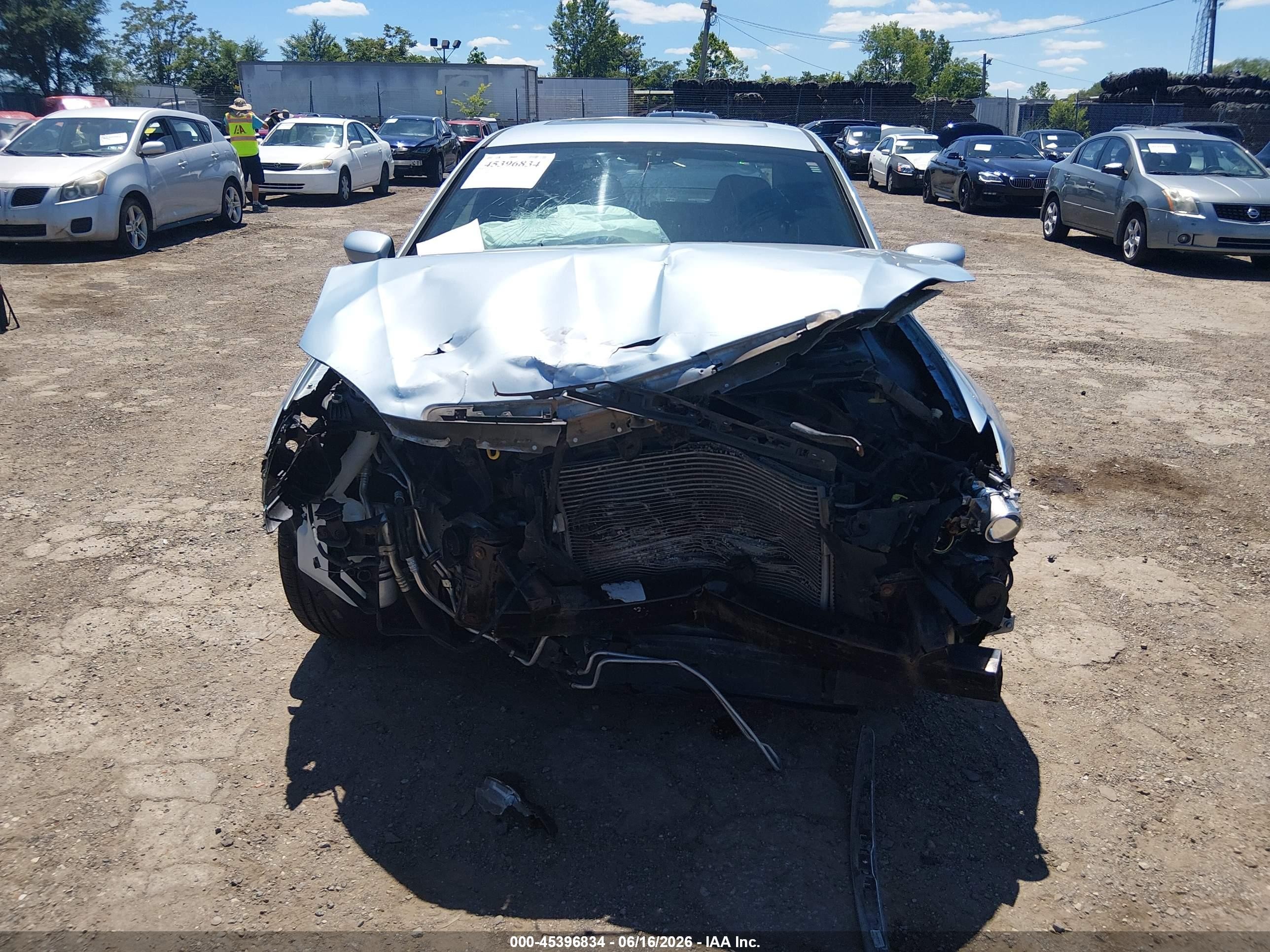 2013 Chrysler 200 Touring Light Blue vin: 1C3CCBBB4DN540205