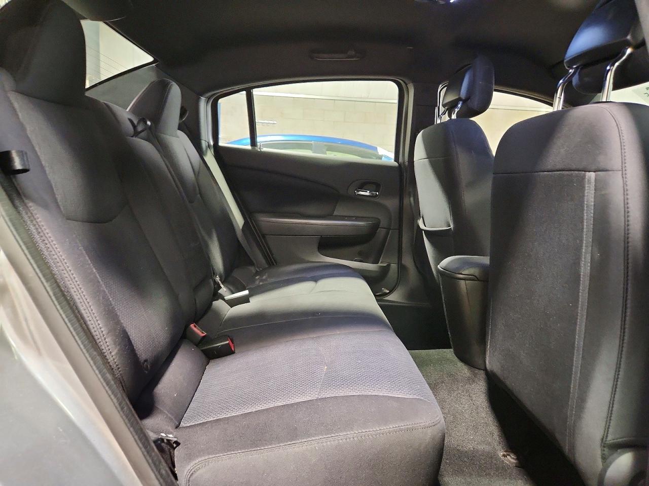 2013 Chrysler 200 Touring Серебряный vin: 1C3CCBBB4DN579778