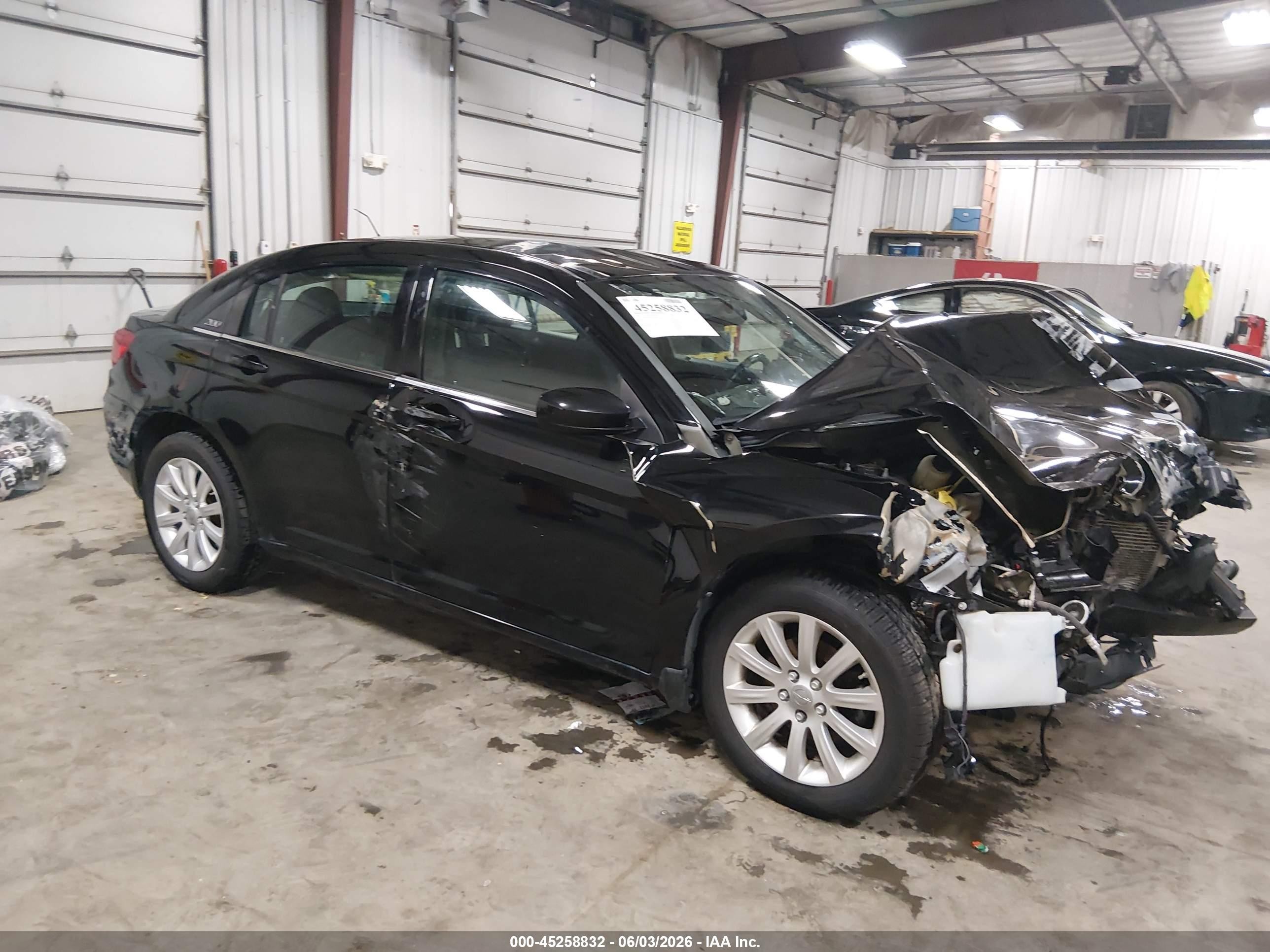 2013 Chrysler 200 Touring Black vin: 1C3CCBBB4DN629546