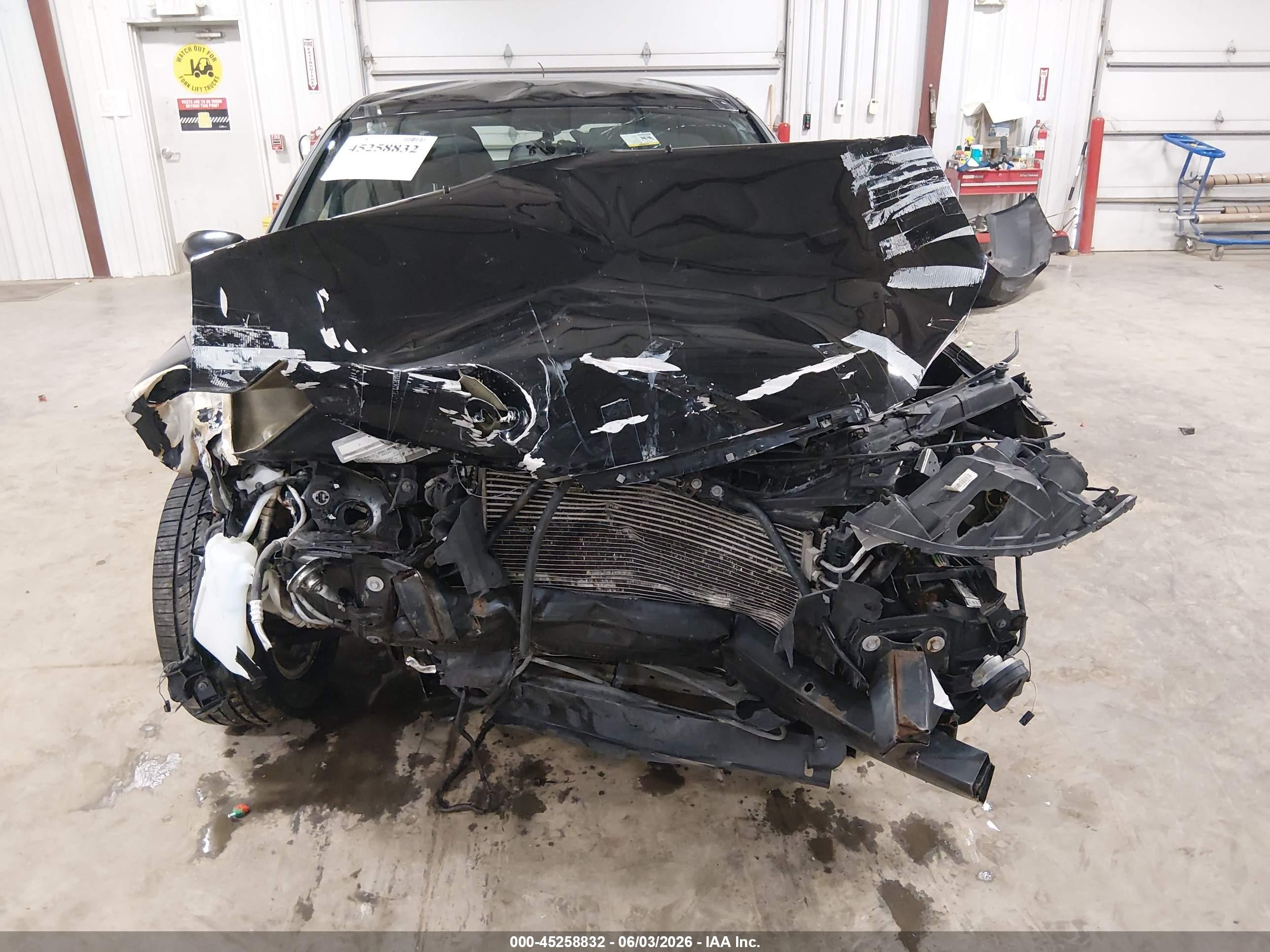 2013 Chrysler 200 Touring Black vin: 1C3CCBBB4DN629546