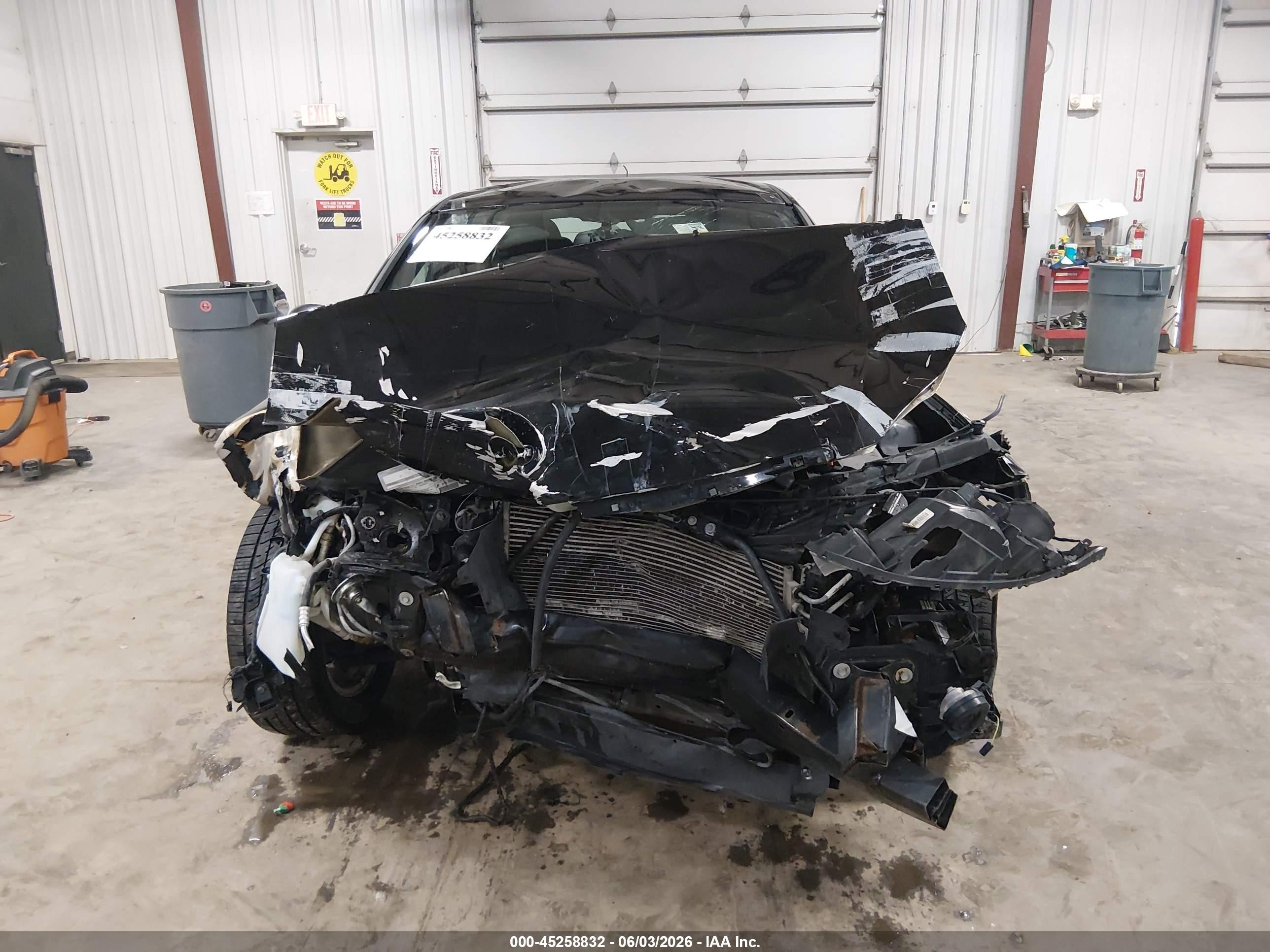 2013 Chrysler 200 Touring Black vin: 1C3CCBBB4DN629546