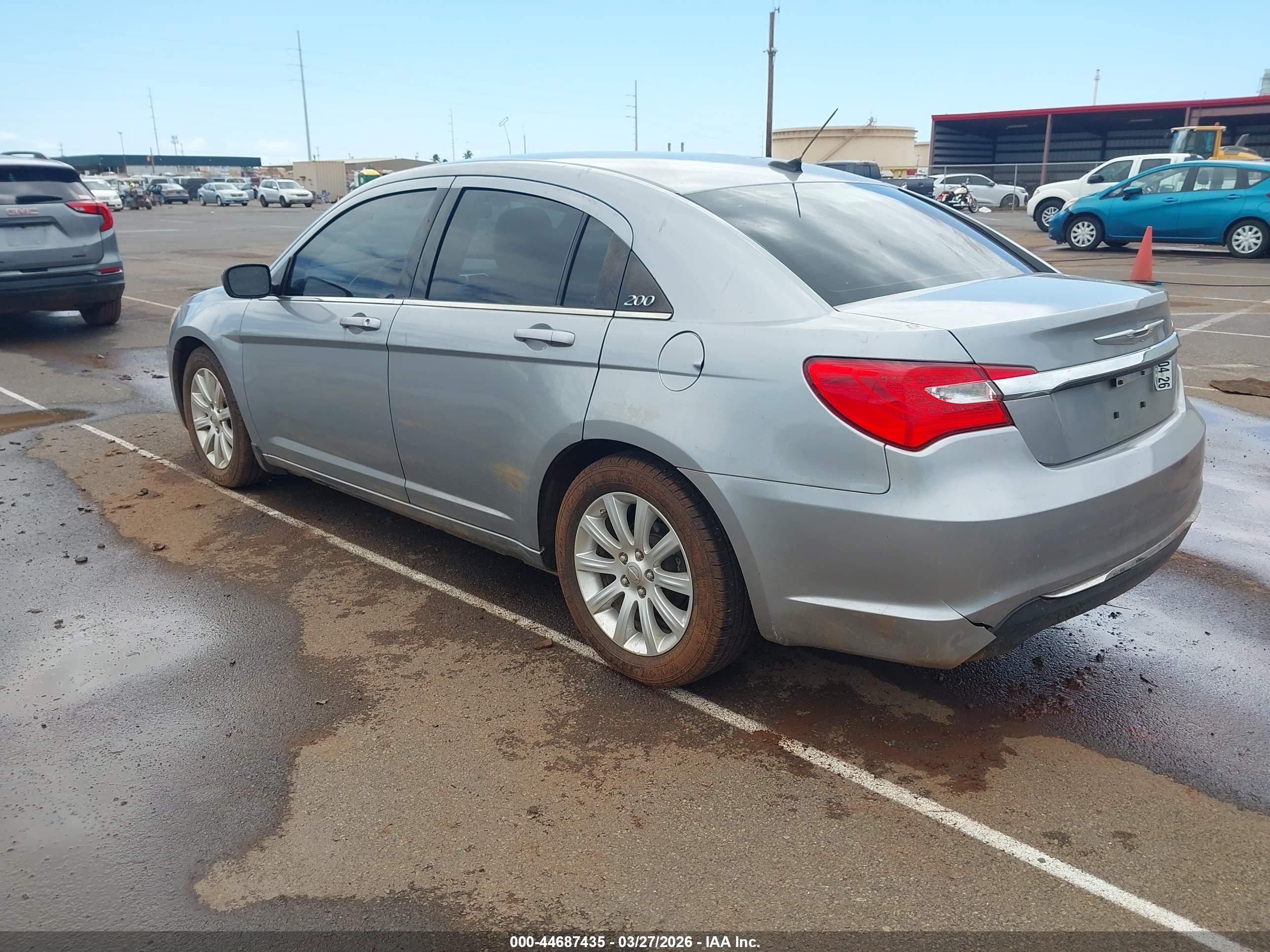 2013 Chrysler 200 Touring Gray vin: 1C3CCBBB4DN632687