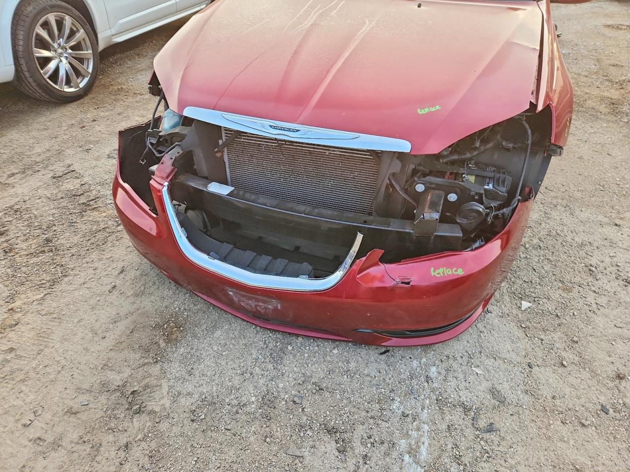 2014 Chrysler 200 Touring Красный vin: 1C3CCBBB4EN150674