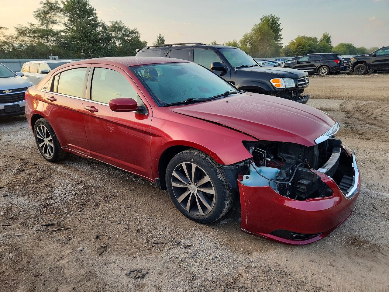 2014 Chrysler 200 Touring Красный vin: 1C3CCBBB4EN150674