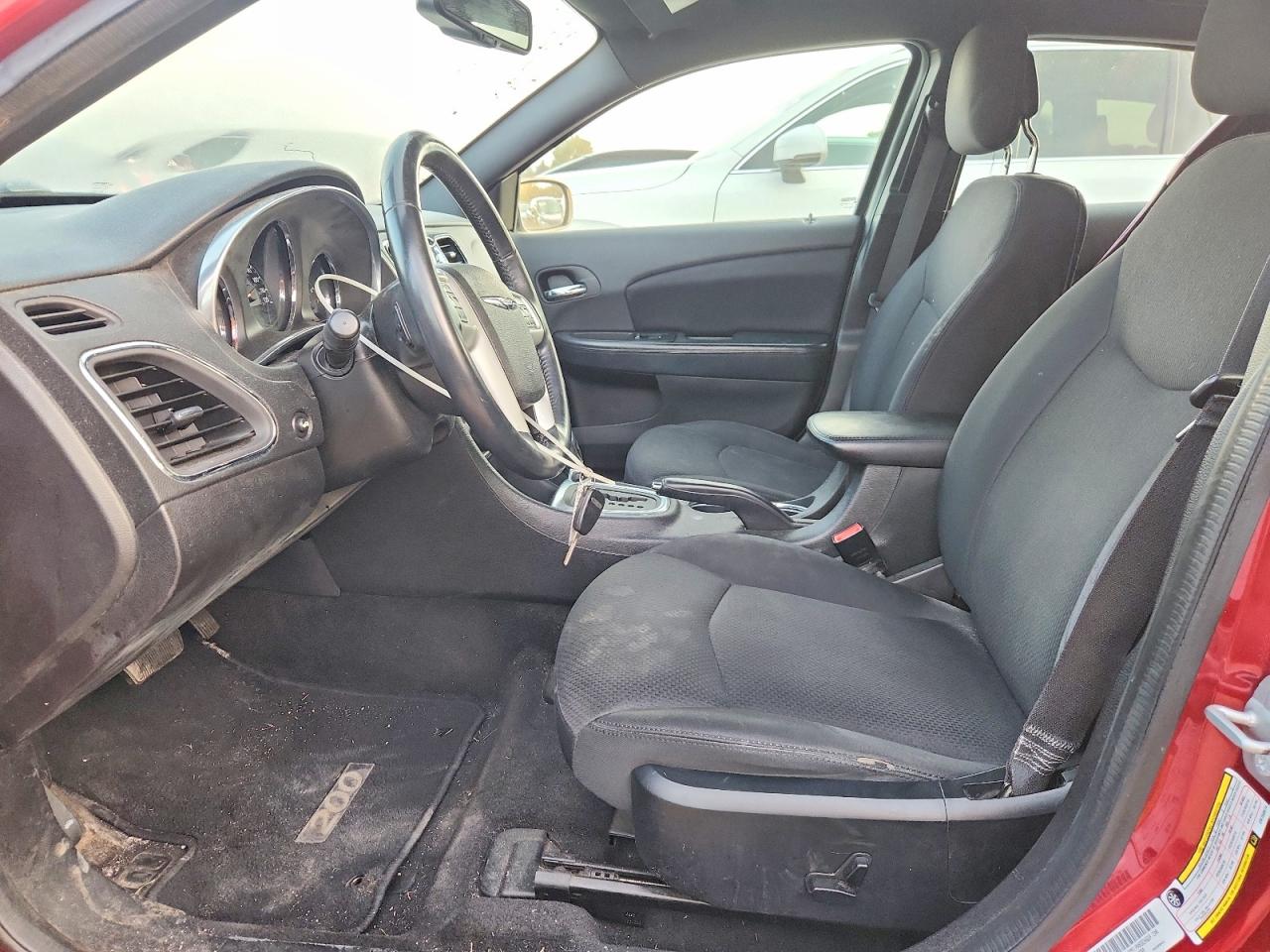 2014 Chrysler 200 Touring Красный vin: 1C3CCBBB4EN150674
