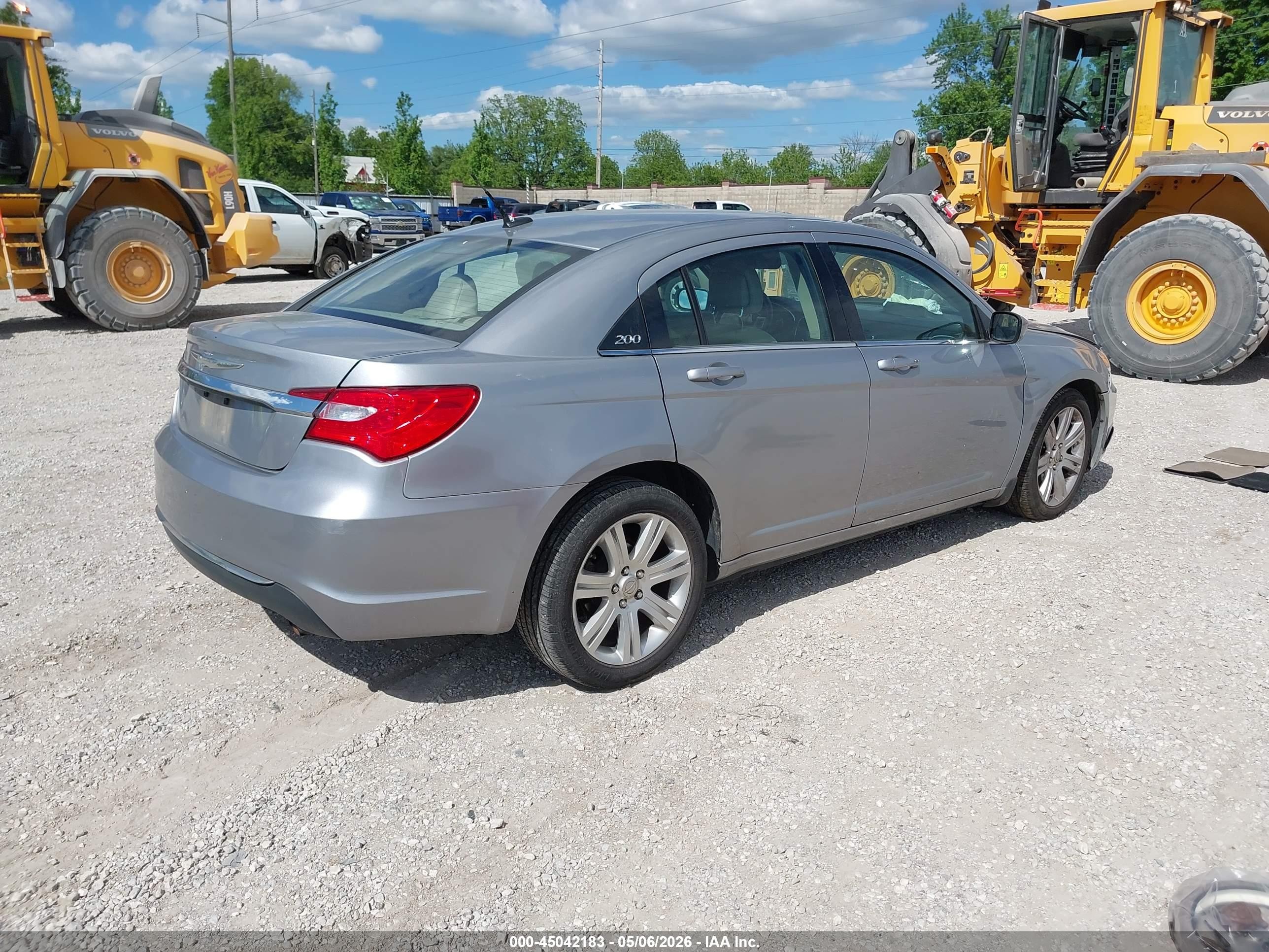 2014 Chrysler 200 Touring Silver vin: 1C3CCBBB4EN171590