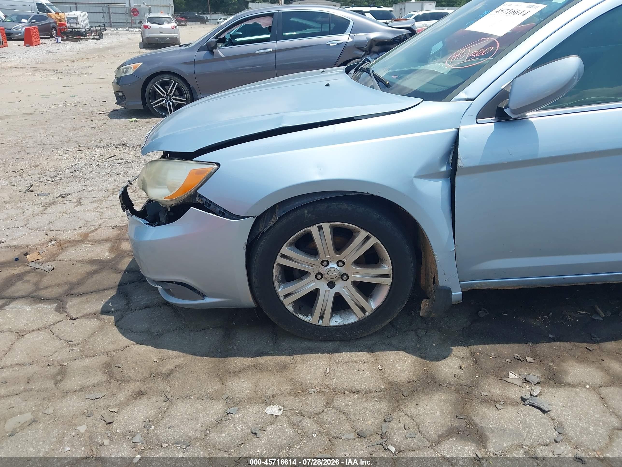 2014 Chrysler 200 Touring Light Blue vin: 1C3CCBBB4EN176627