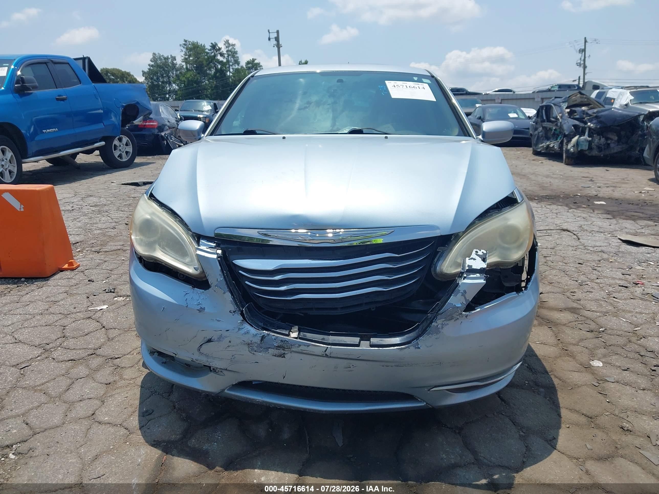 2014 Chrysler 200 Touring Light Blue vin: 1C3CCBBB4EN176627