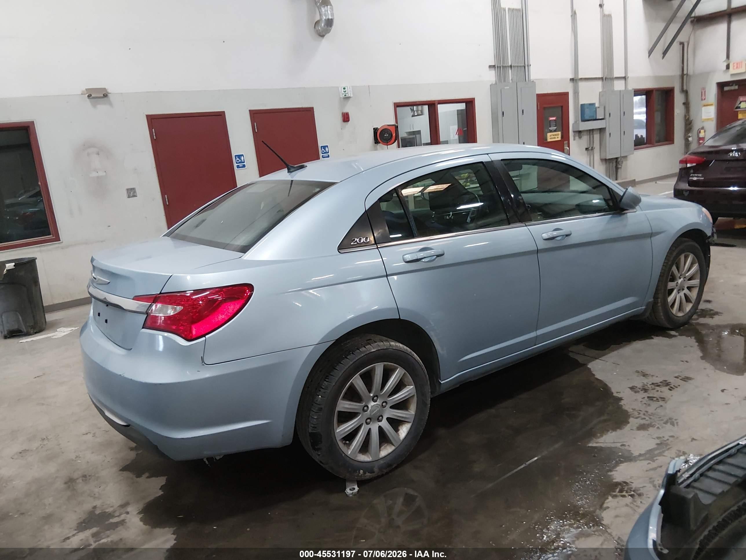 2012 Chrysler 200 Touring Blue vin: 1C3CCBBB5CN175886