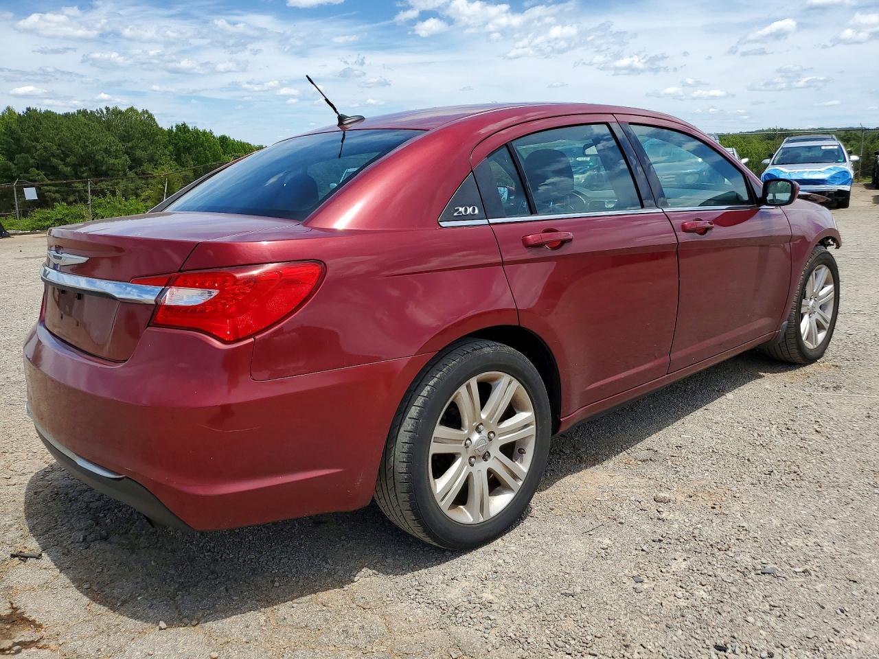 2013 Chrysler 200 Touring Red vin: 1C3CCBBB5DN549575