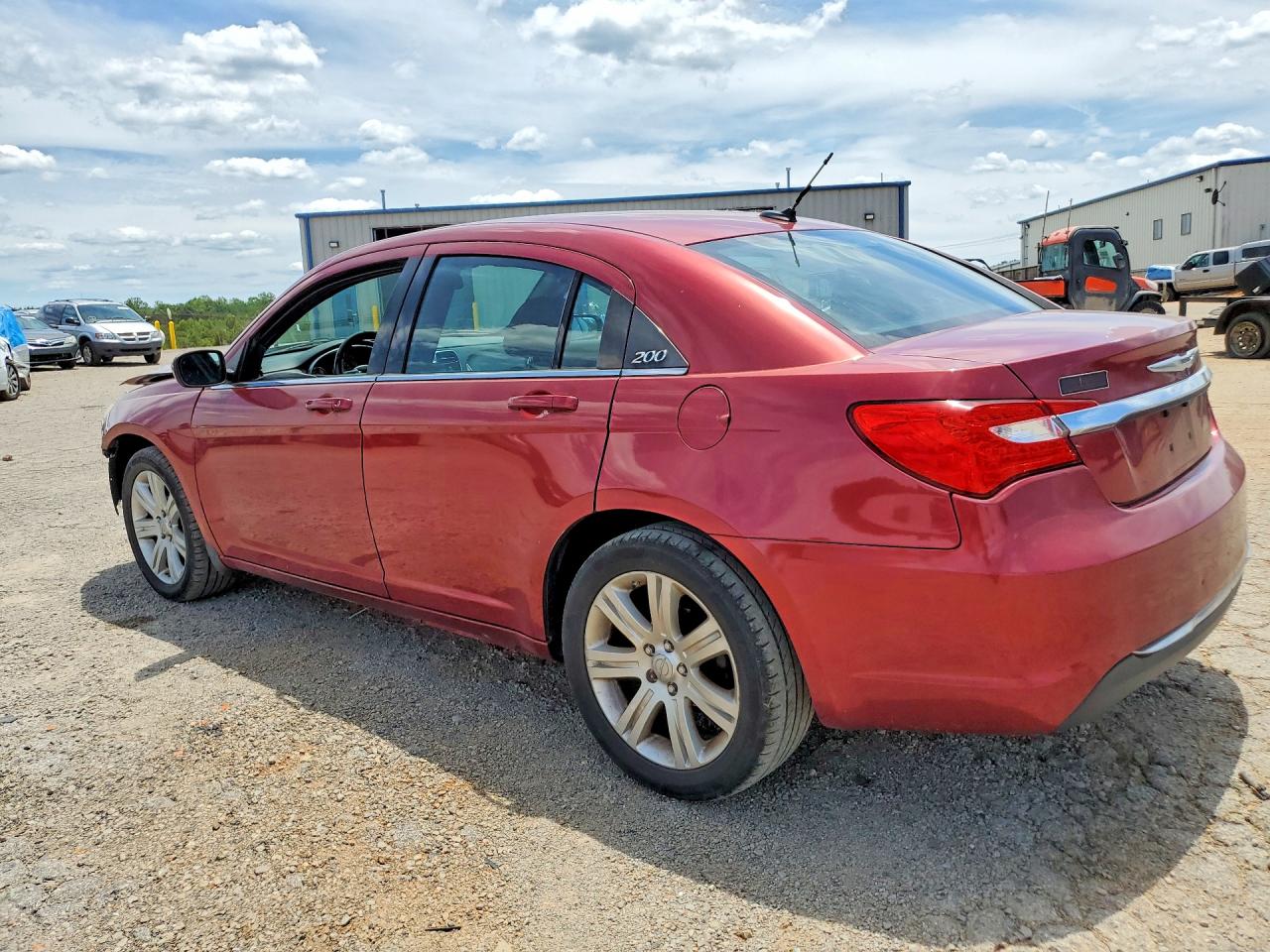 2013 Chrysler 200 Touring Red vin: 1C3CCBBB5DN549575