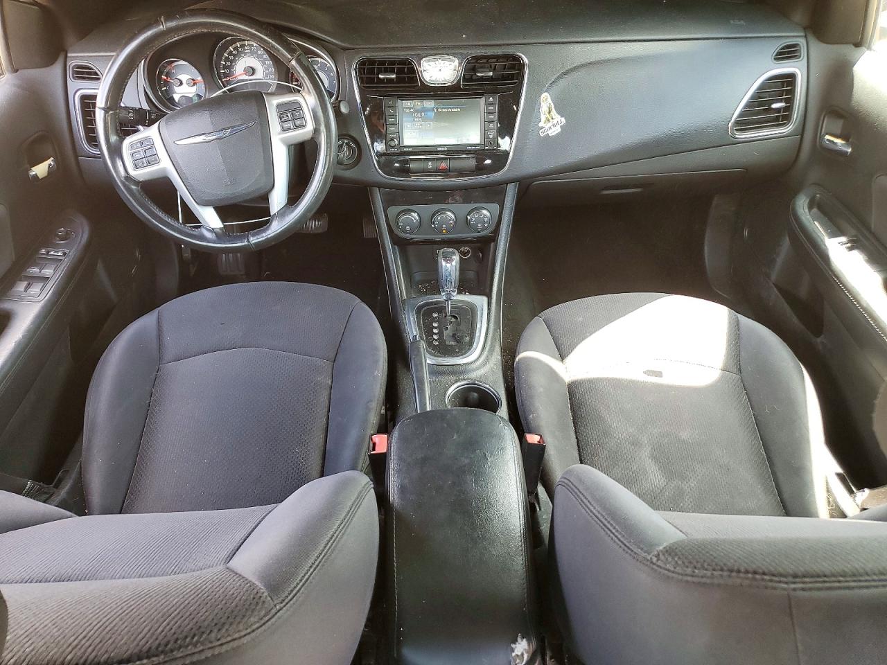 2013 Chrysler 200 Touring Red vin: 1C3CCBBB5DN549575