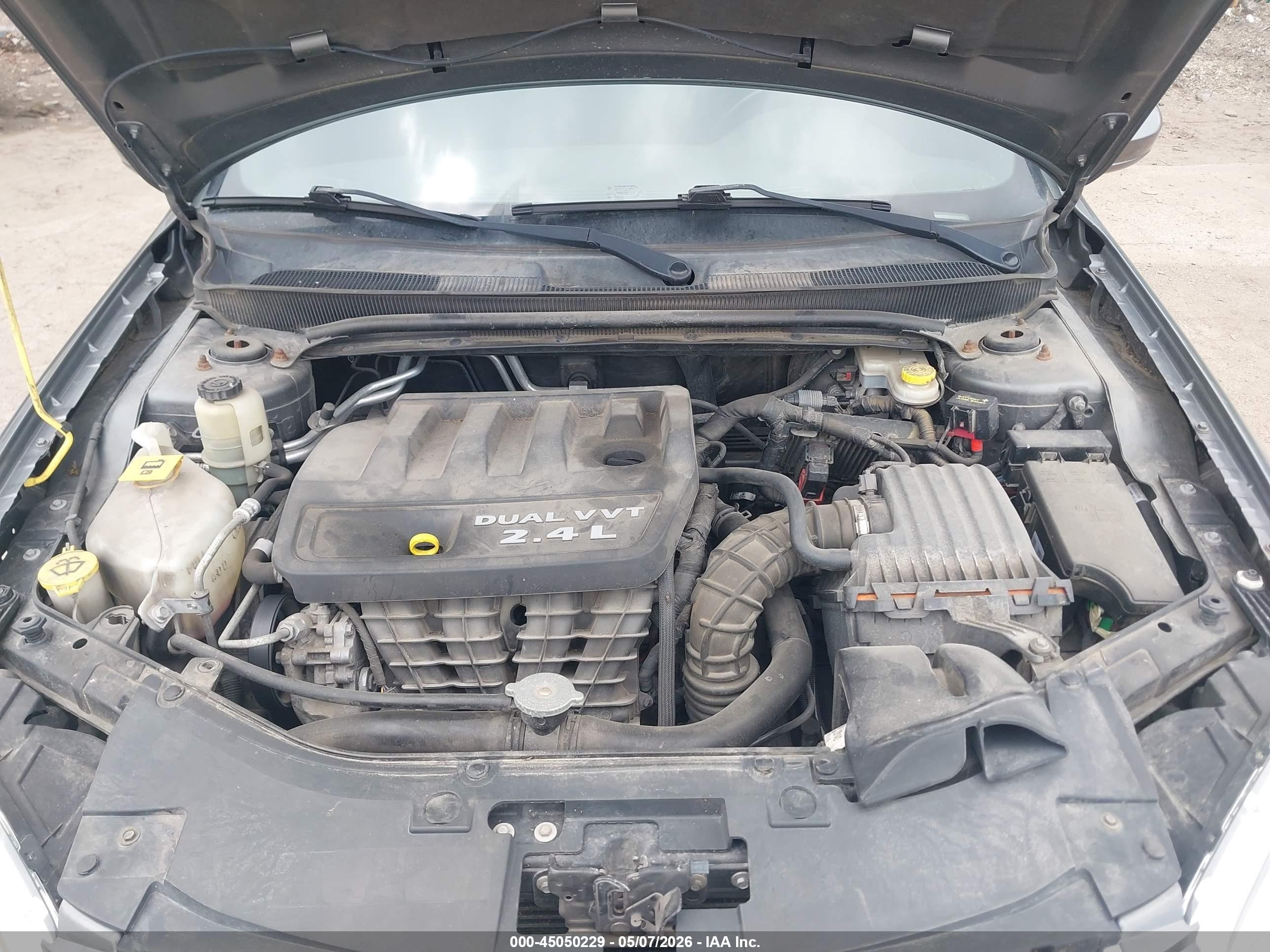 2013 Chrysler 200 Touring Gray vin: 1C3CCBBB5DN601884