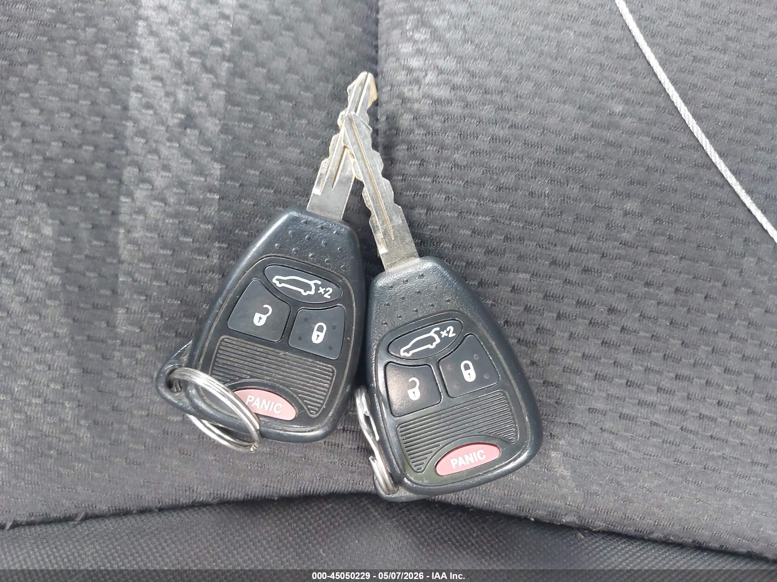 2013 Chrysler 200 Touring Gray vin: 1C3CCBBB5DN601884
