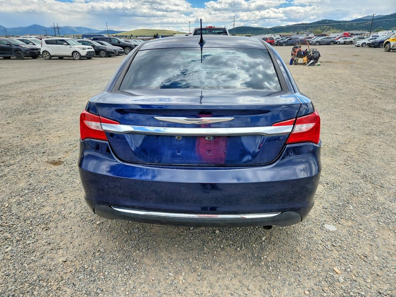 2013 Chrysler 200 Touring Blue vin: 1C3CCBBB5DN612657