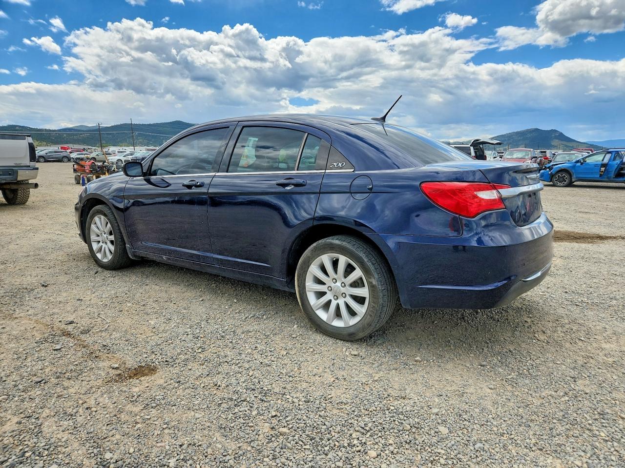 2013 Chrysler 200 Touring Blue vin: 1C3CCBBB5DN612657