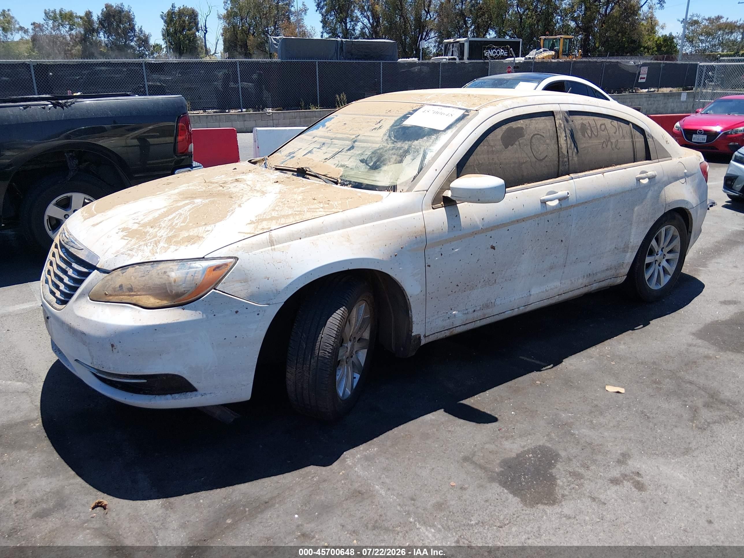 2013 Chrysler 200 Touring White vin: 1C3CCBBB5DN639809