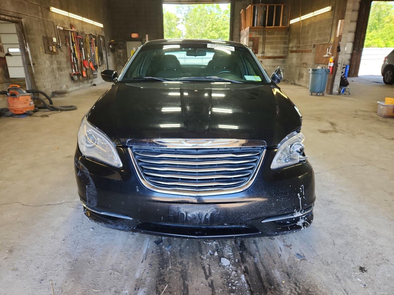 2013 Chrysler 200 Touring Black vin: 1C3CCBBB5DN732071
