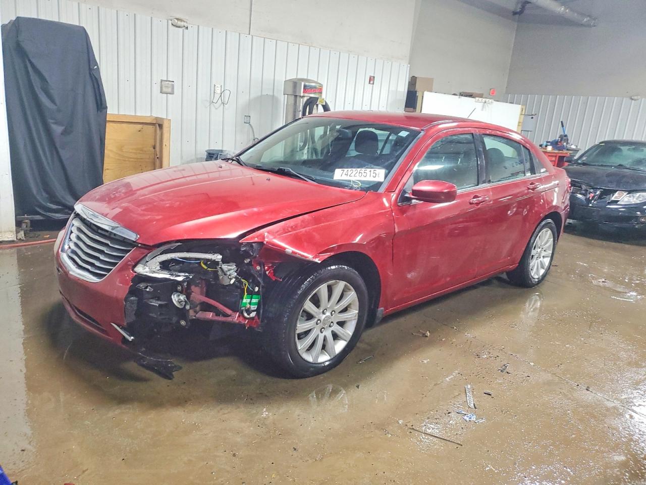 2014 Chrysler 200 Touring Red vin: 1C3CCBBB5EN178970