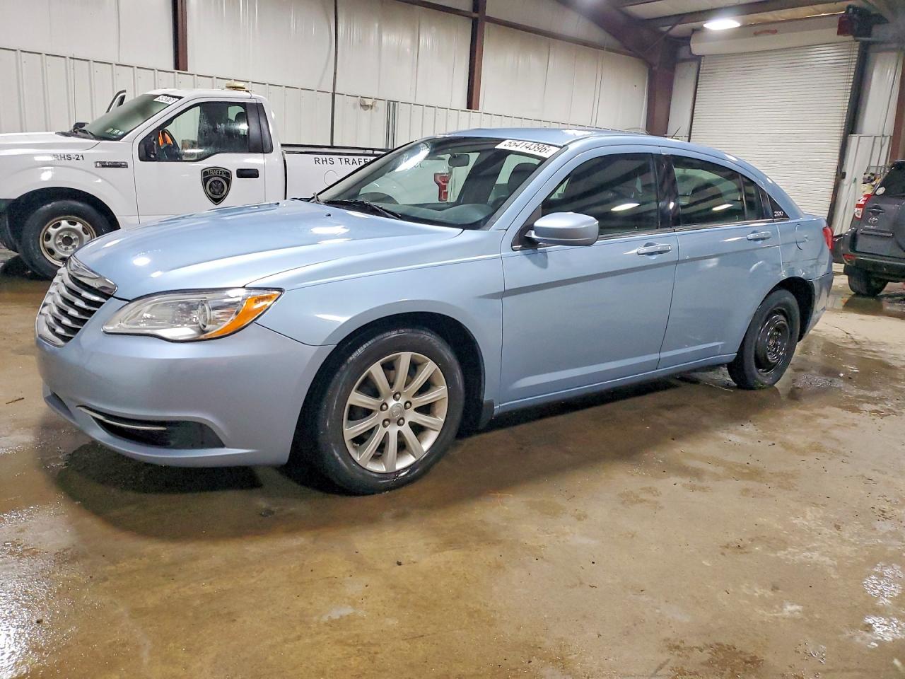2012 Chrysler 200 Touring Gray vin: 1C3CCBBB6CN144405