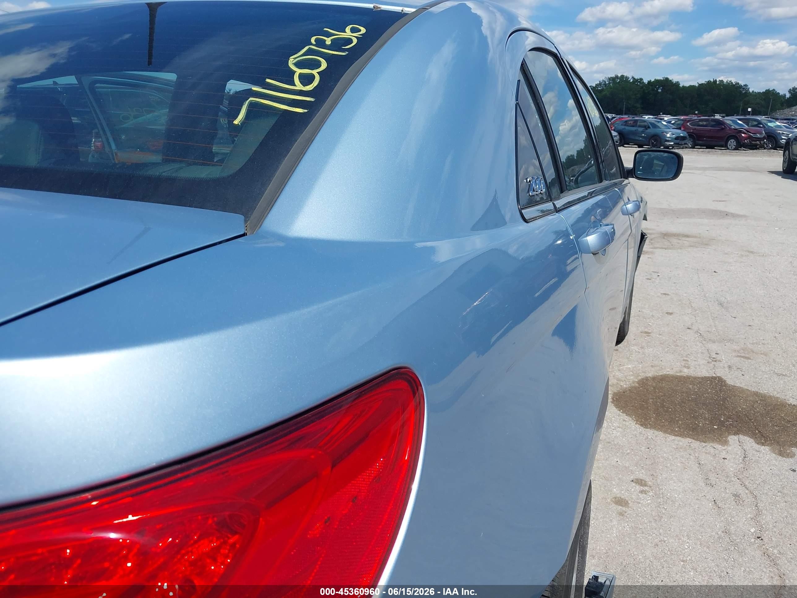 2012 Chrysler 200 Touring Light Blue vin: 1C3CCBBB6CN164167