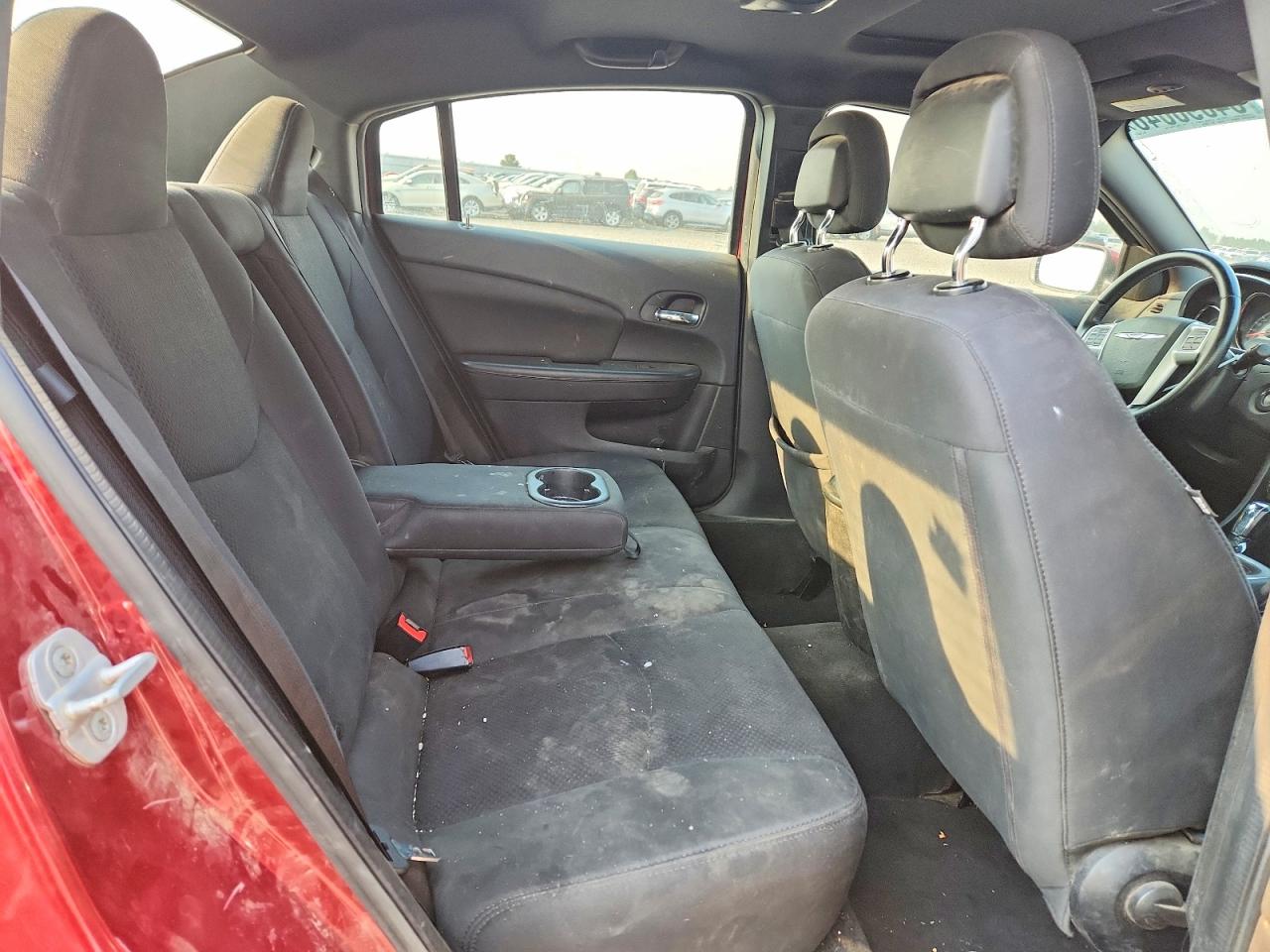 2012 Chrysler 200 Touring Red vin: 1C3CCBBB6CN288231